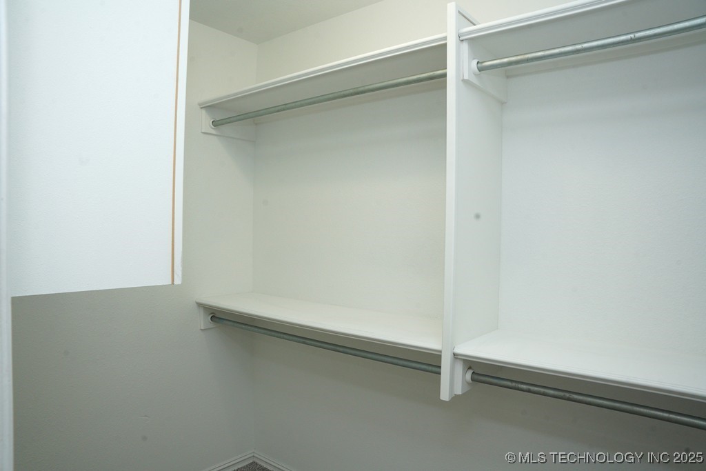 10713 S 95th East Court