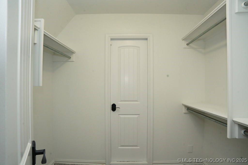 10713 S 95th East Court