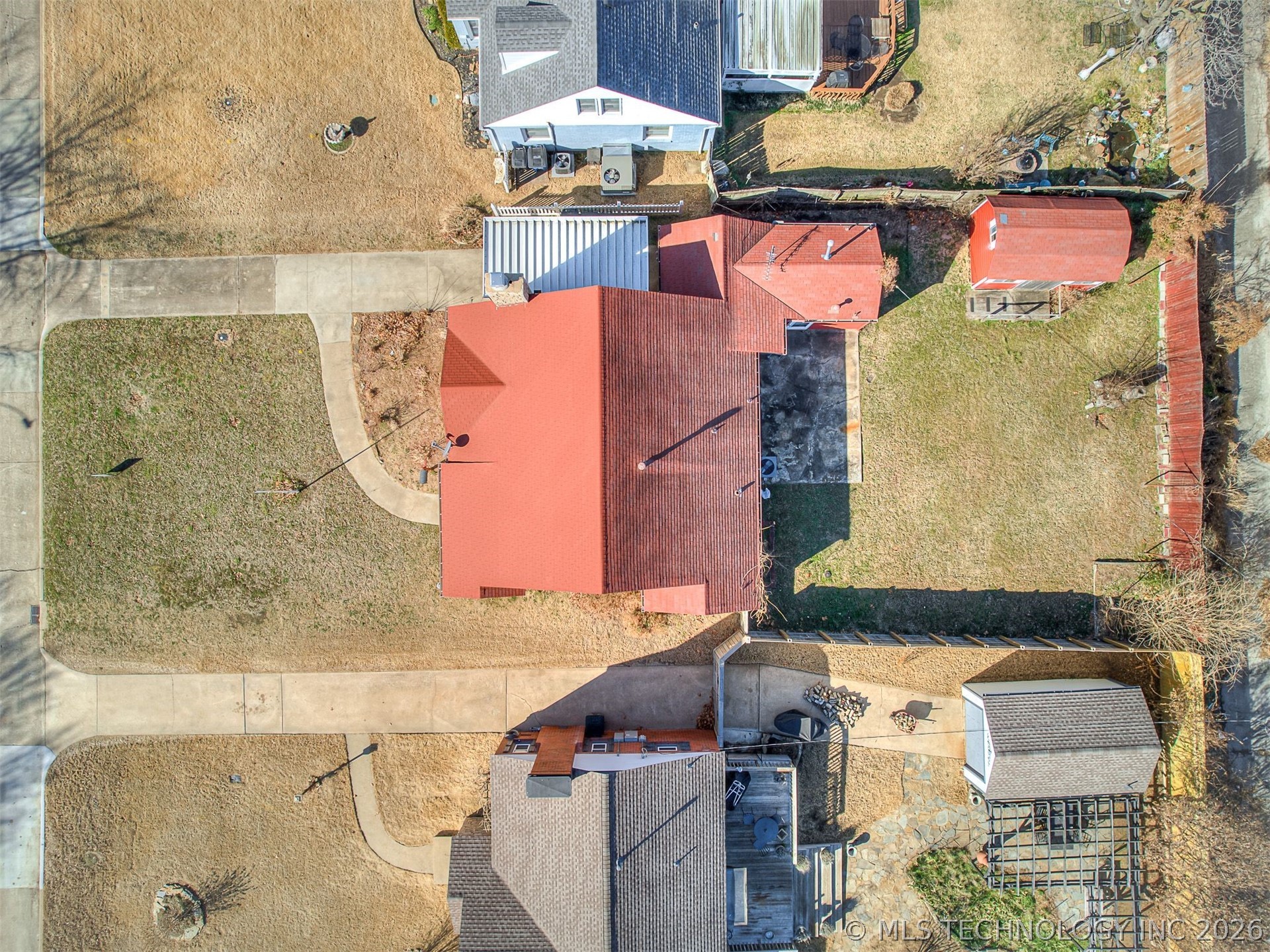 3923 E 11th Place