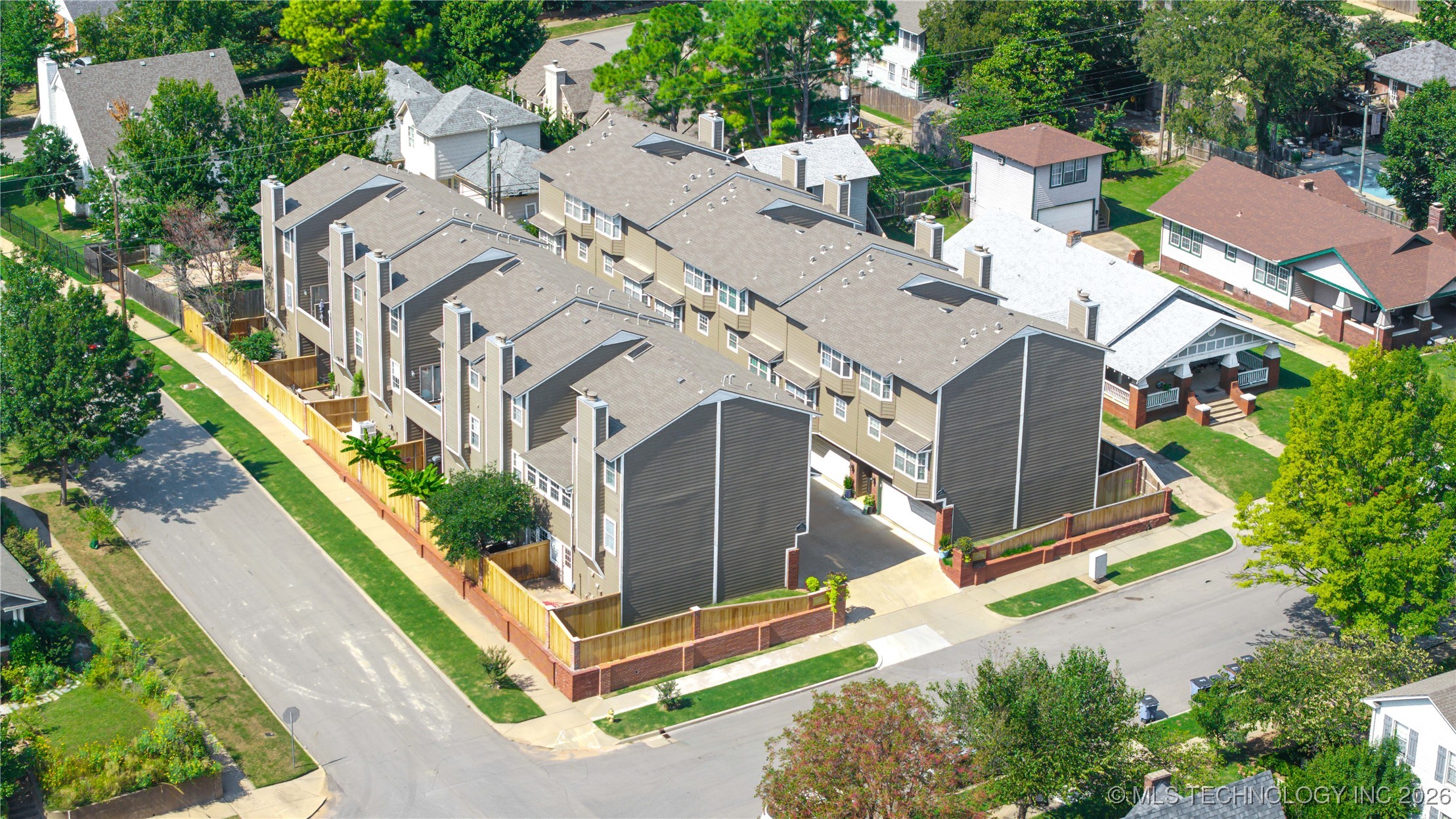 1418 S Frisco Avenue 4