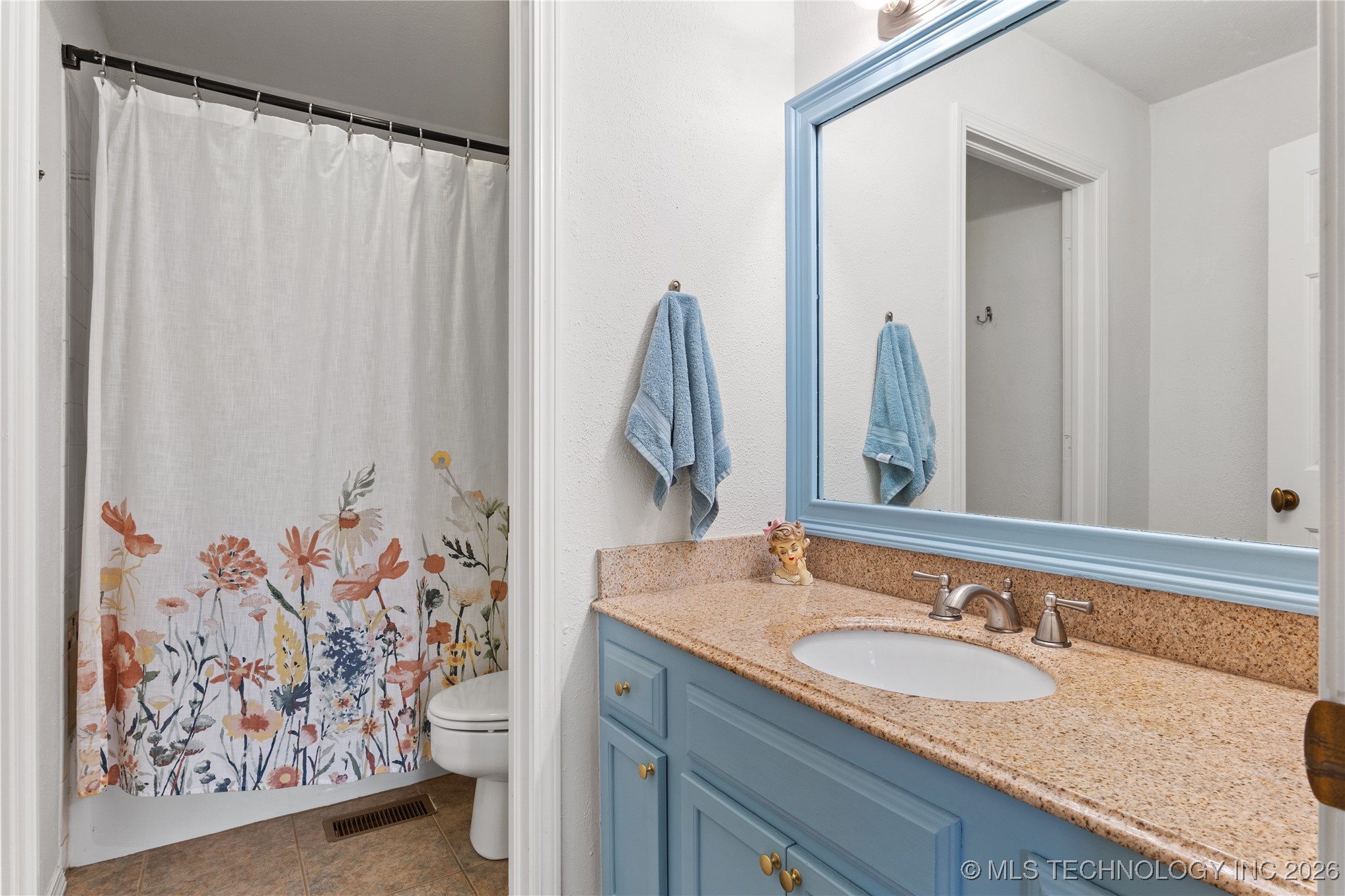 1418 S Frisco Avenue 4