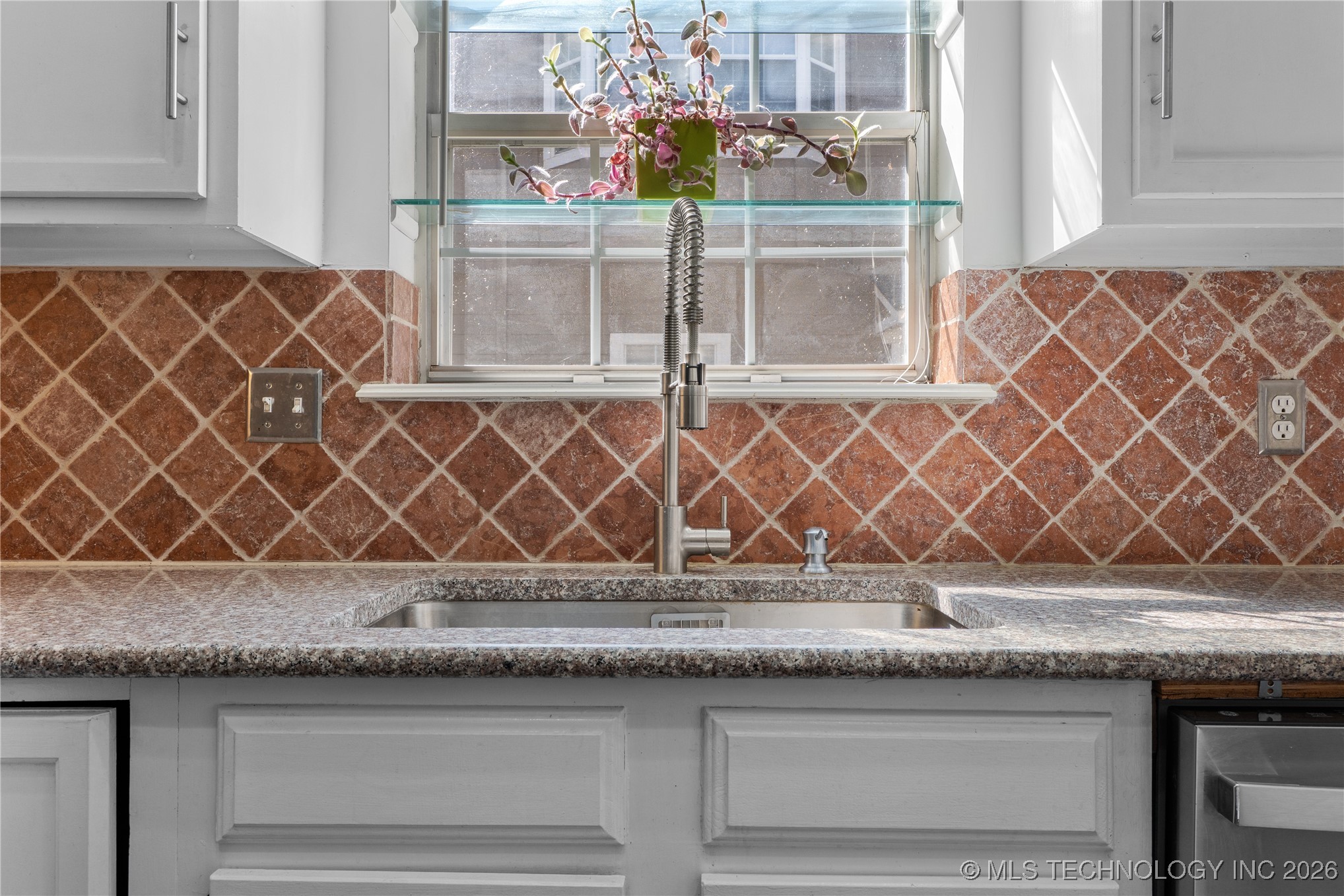 1418 S Frisco Avenue 4