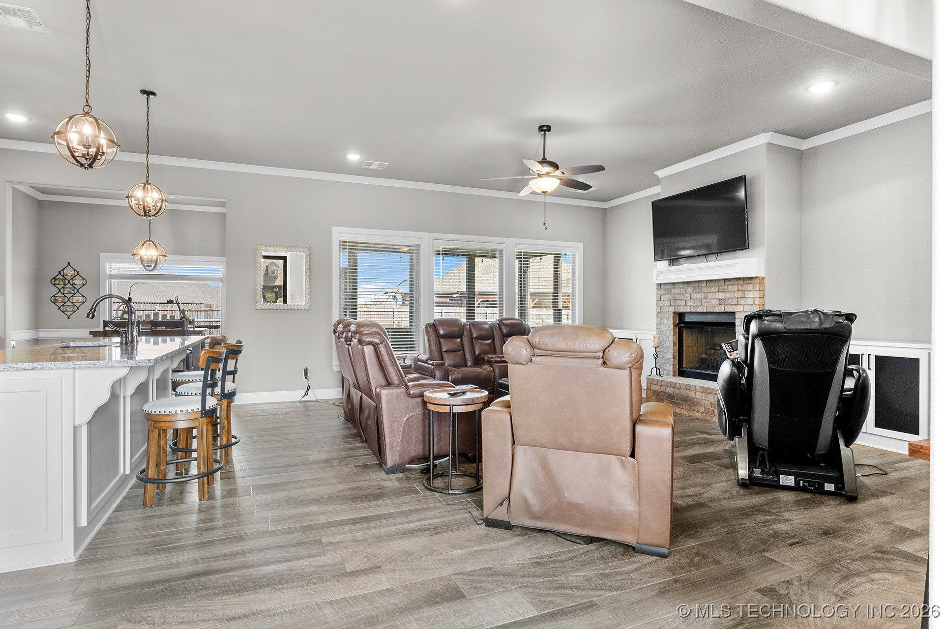 5607 E 142nd Place North