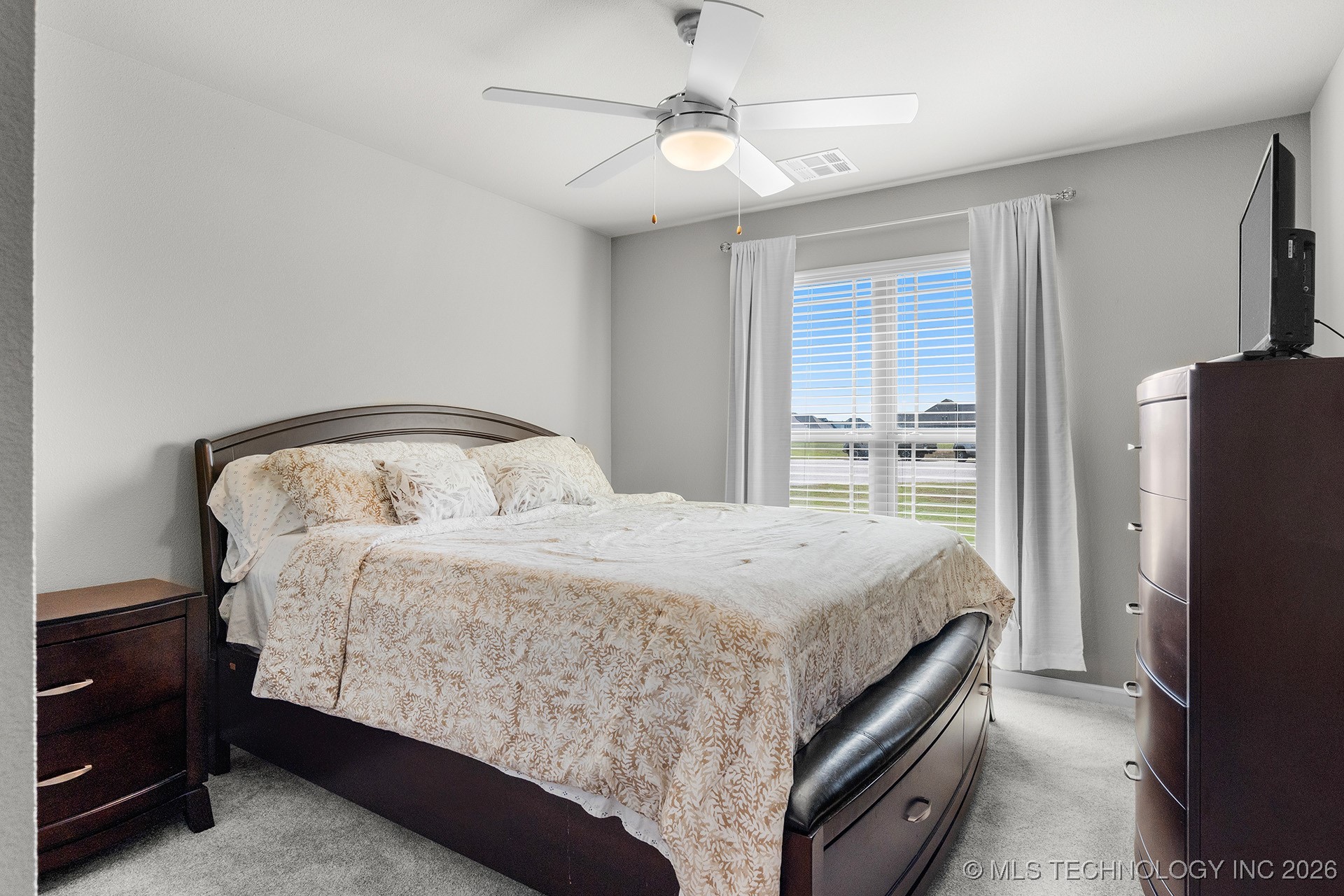 5607 E 142nd Place North