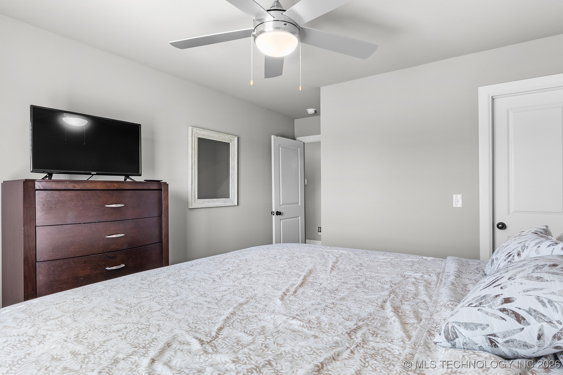 5607 E 142nd Place North