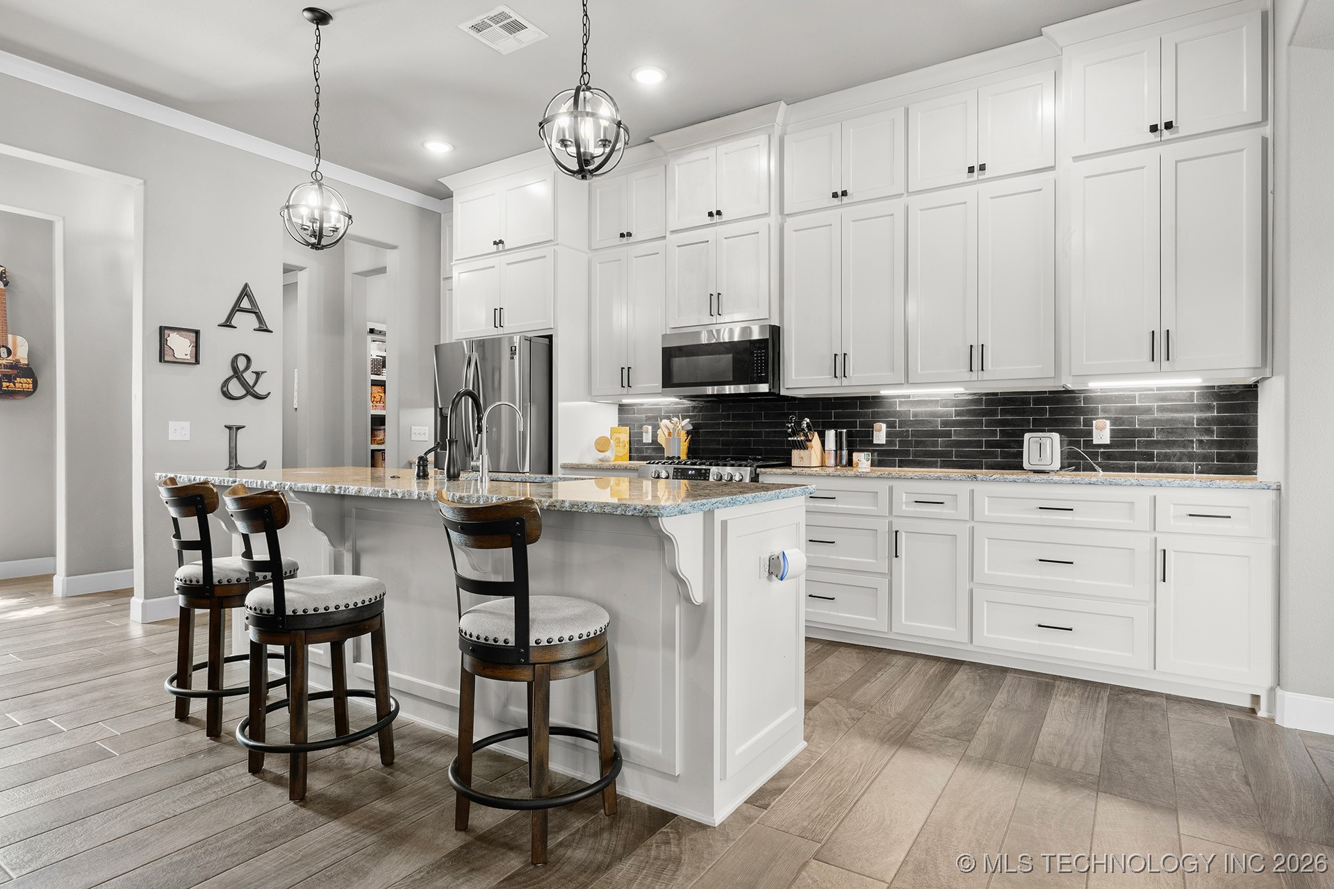 5607 E 142nd Place North