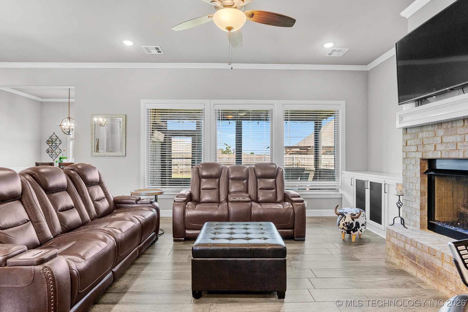 5607 E 142nd Place North