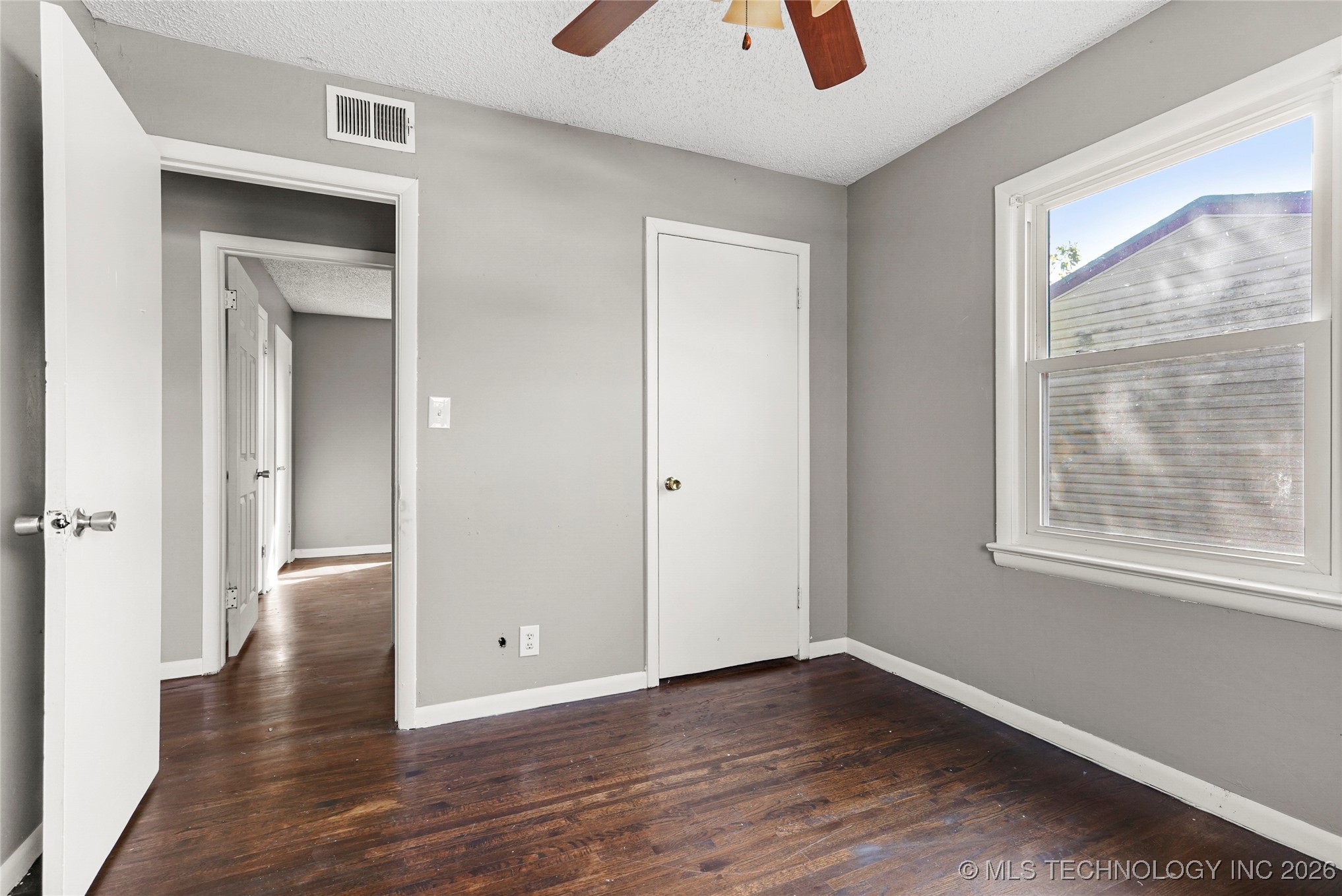 4855 S Maybelle Avenue