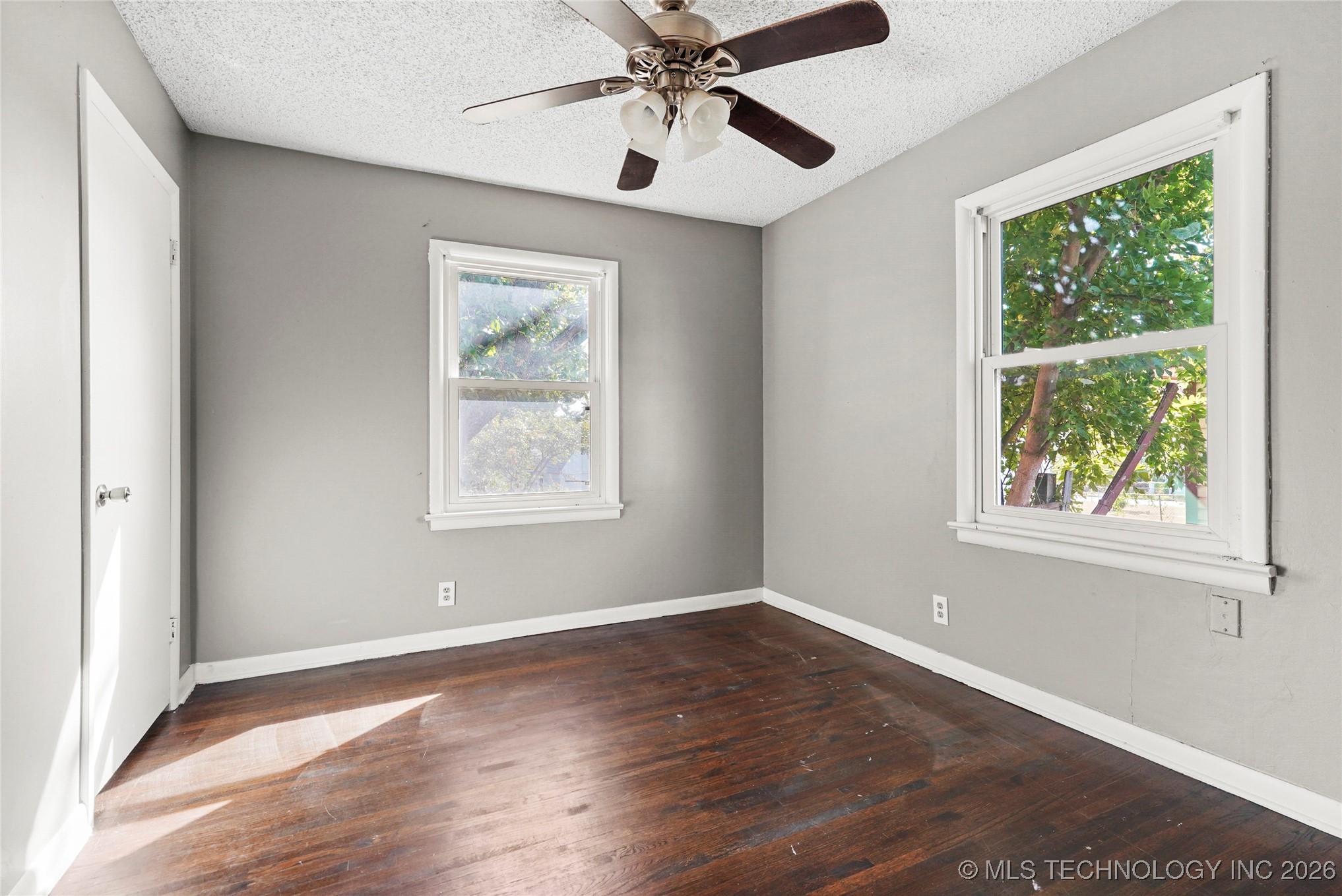 4855 S Maybelle Avenue