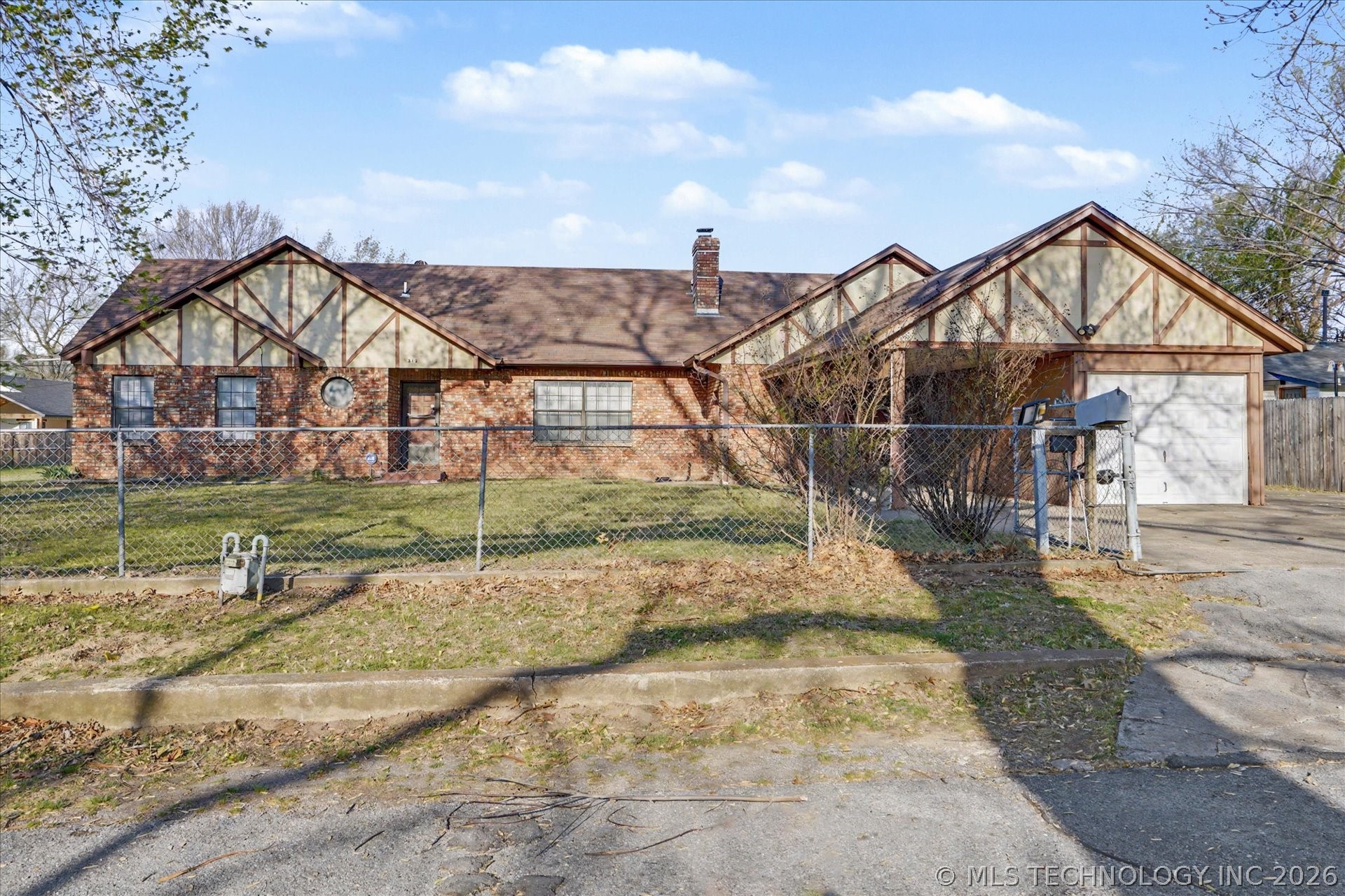 546 N 38th West Avenue