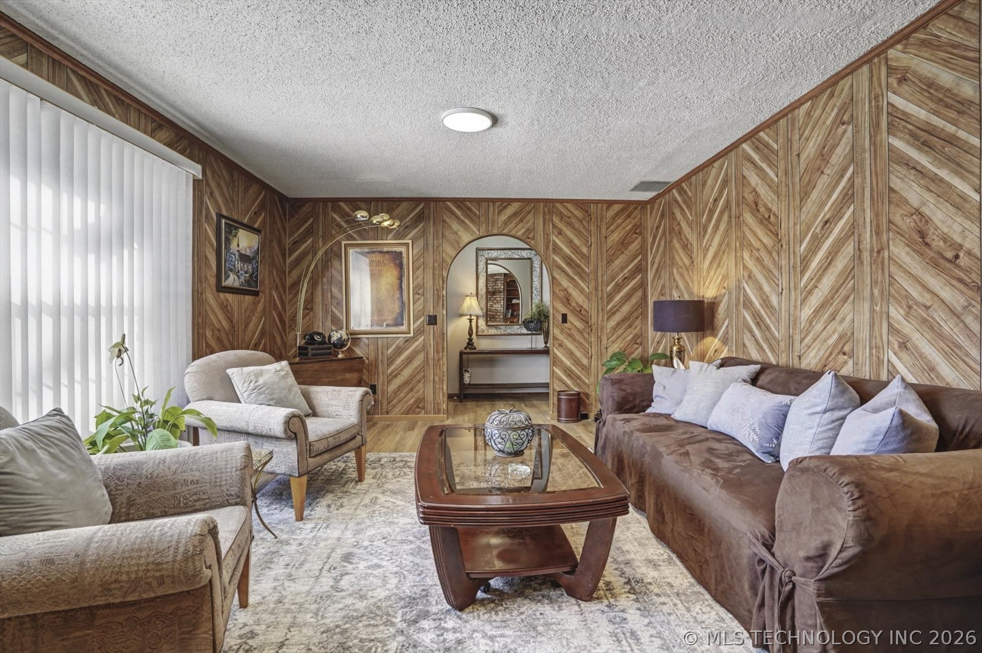 546 N 38th West Avenue