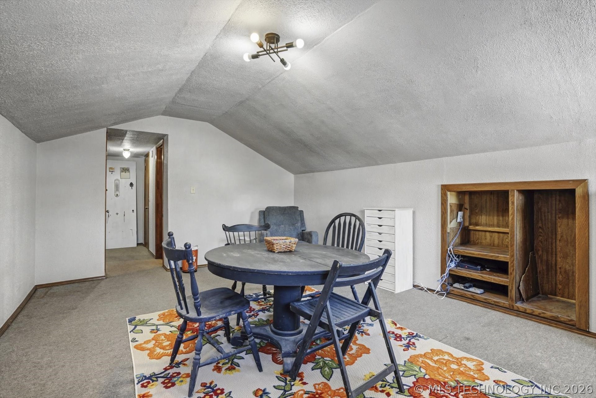 546 N 38th West Avenue