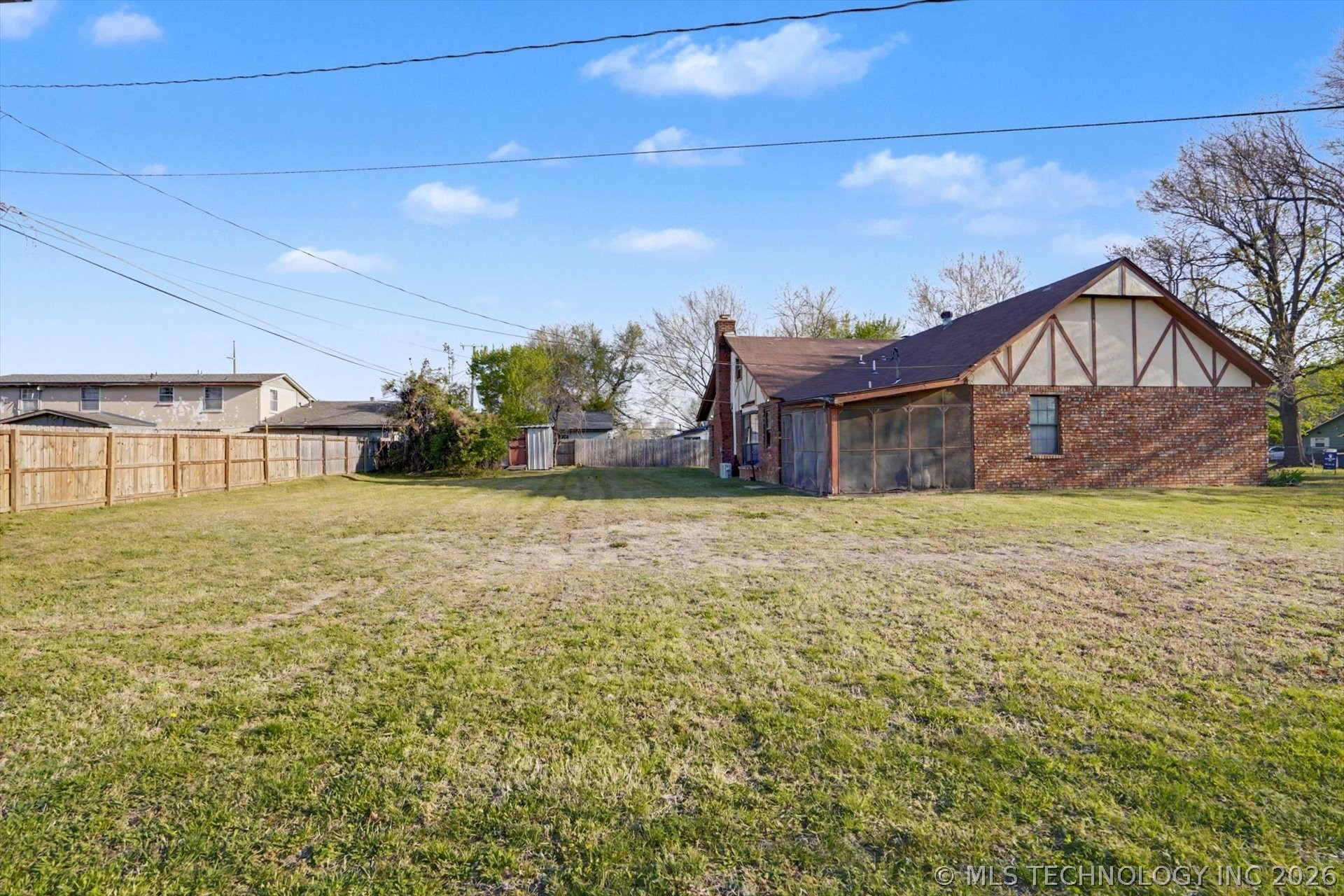 546 N 38th West Avenue