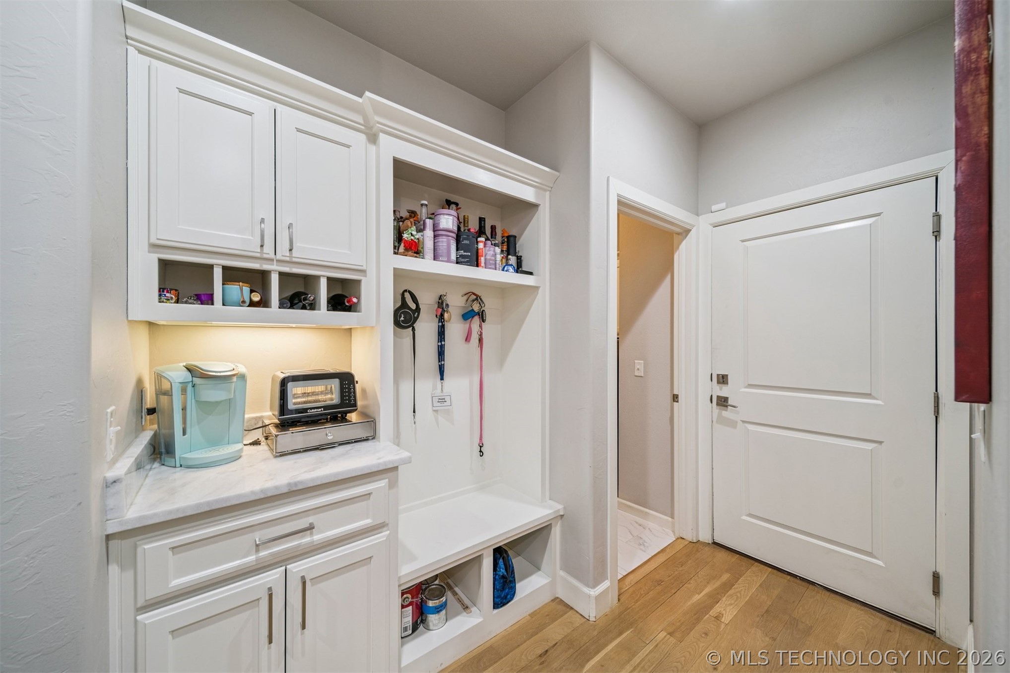 1003 W 87th Street S