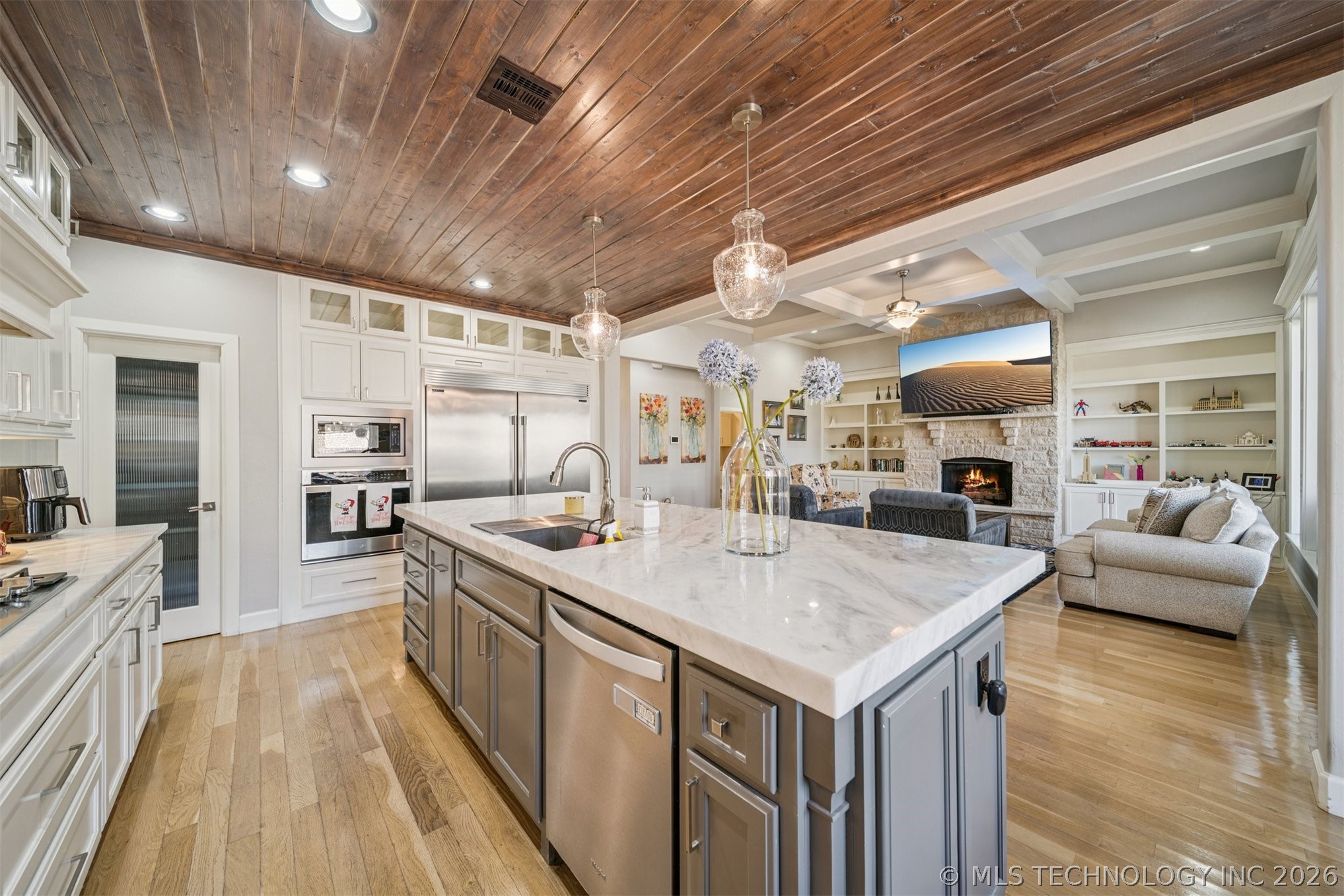 1003 W 87th Street S