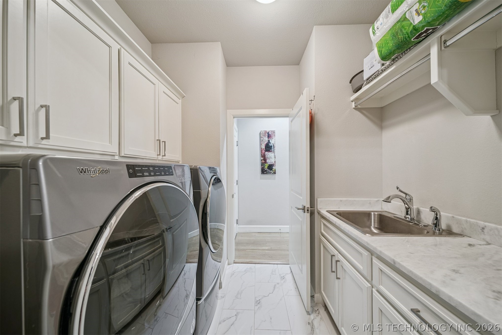 1003 W 87th Street S