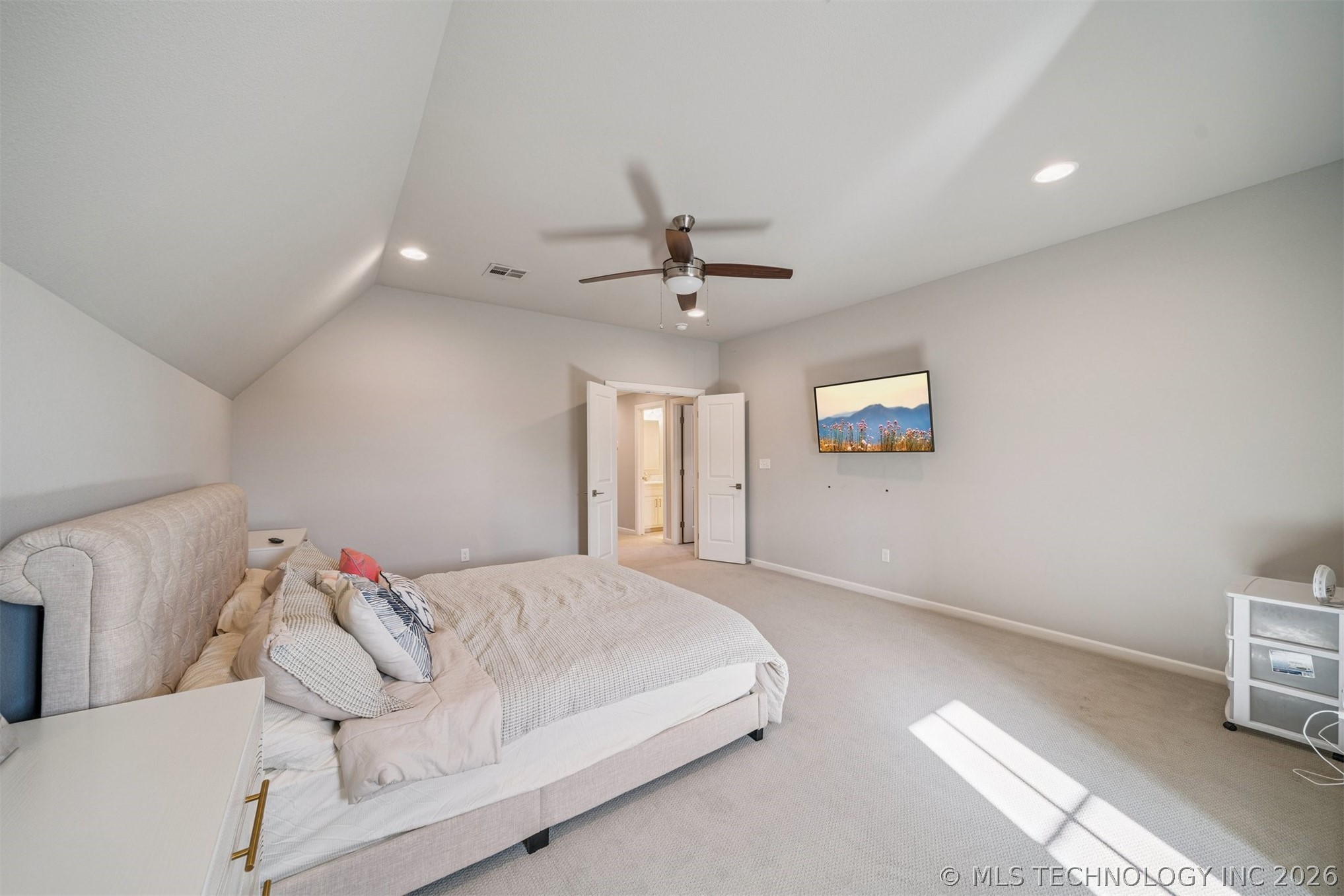 1003 W 87th Street S