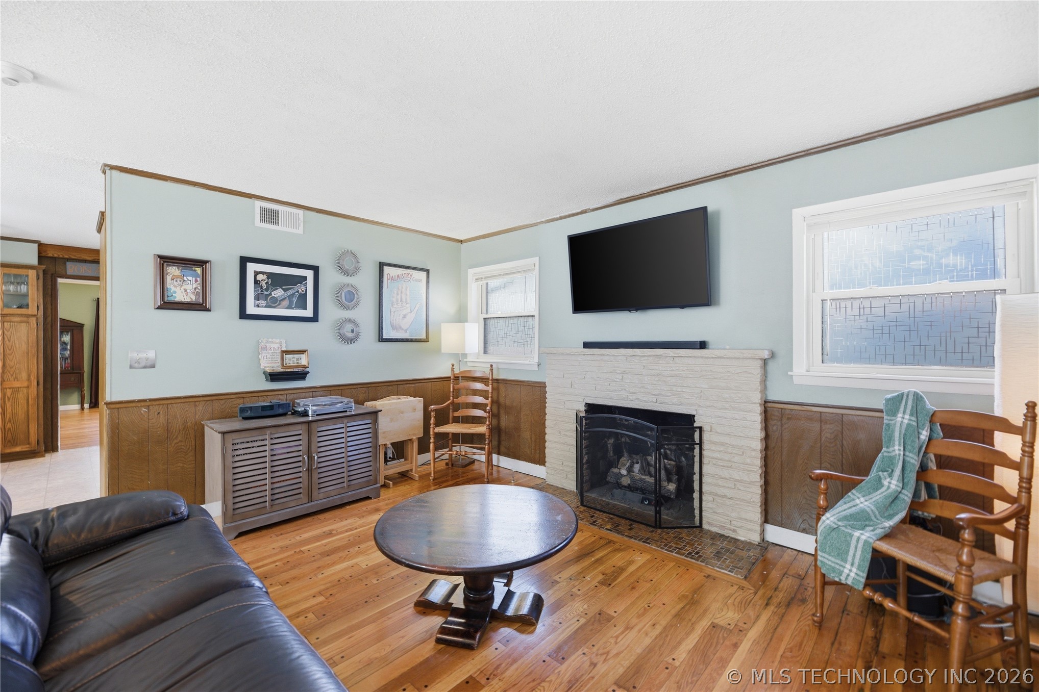 3931 S Oswego Avenue