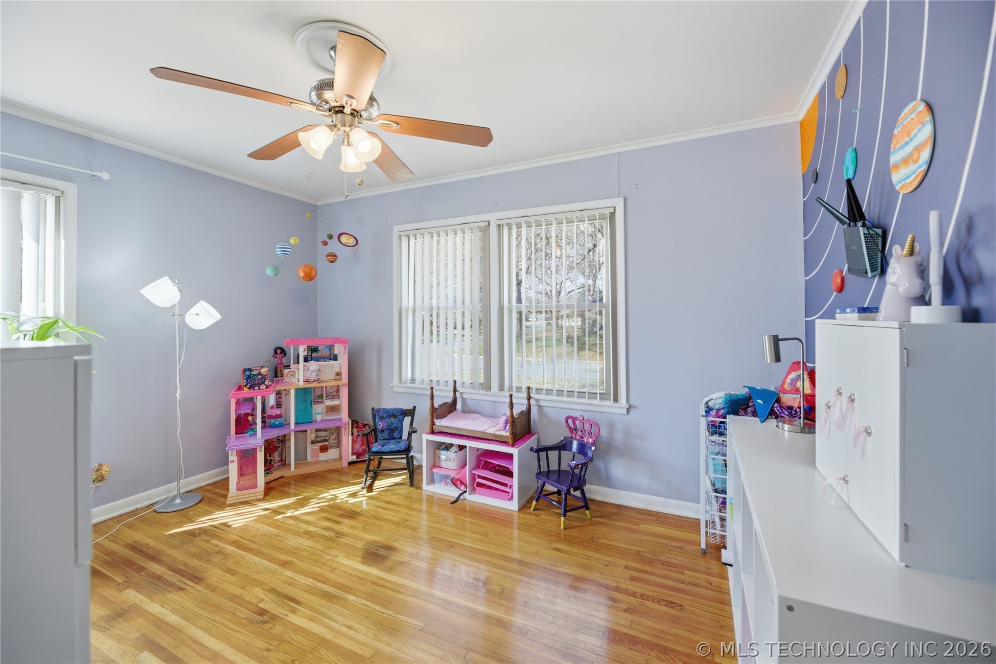 3931 S Oswego Avenue