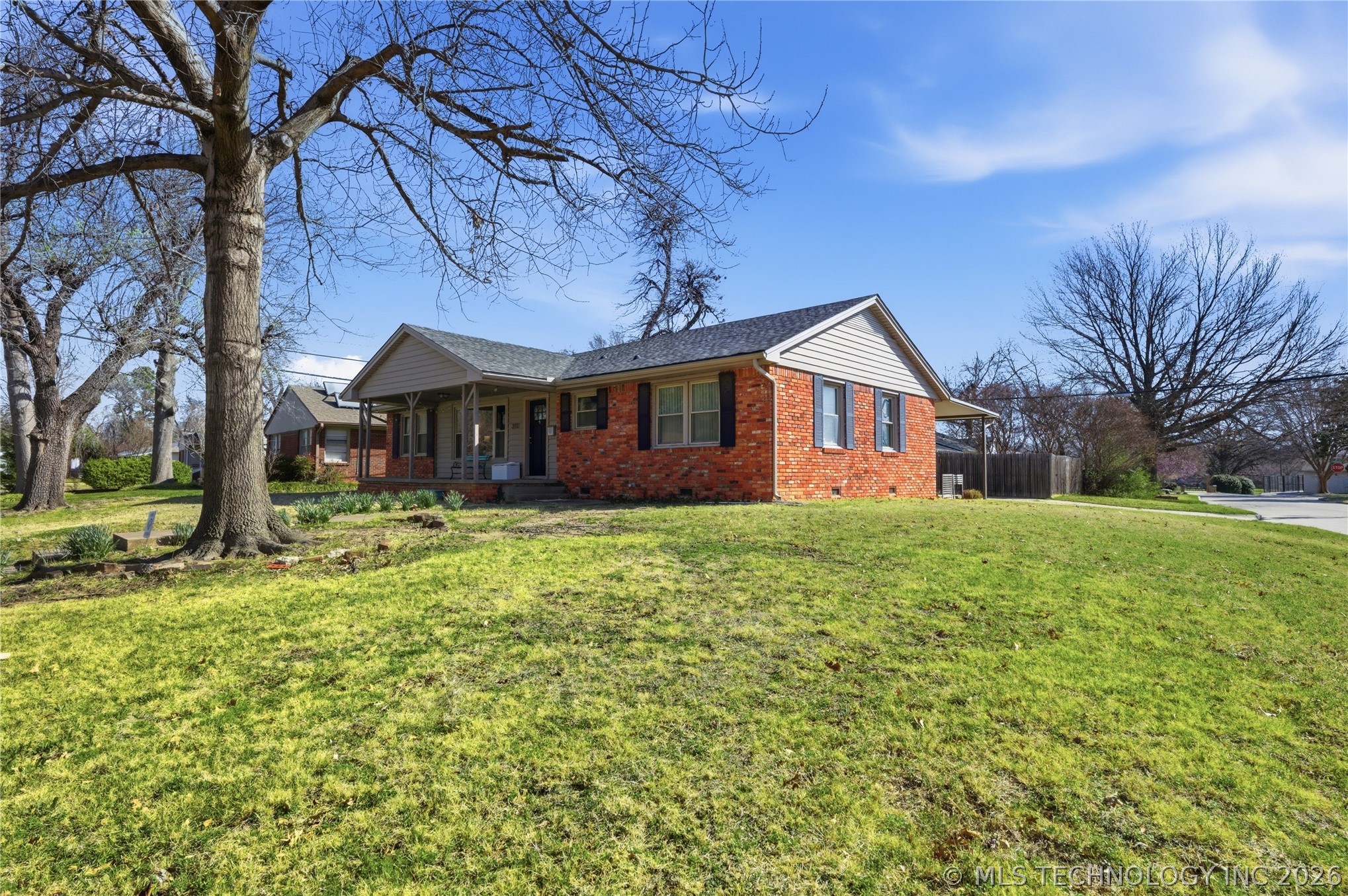 3931 S Oswego Avenue