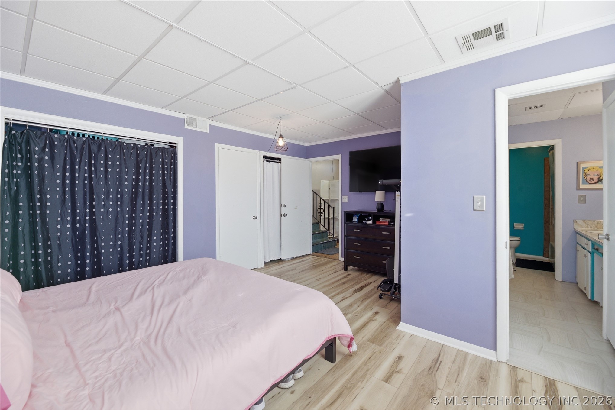 3931 S Oswego Avenue