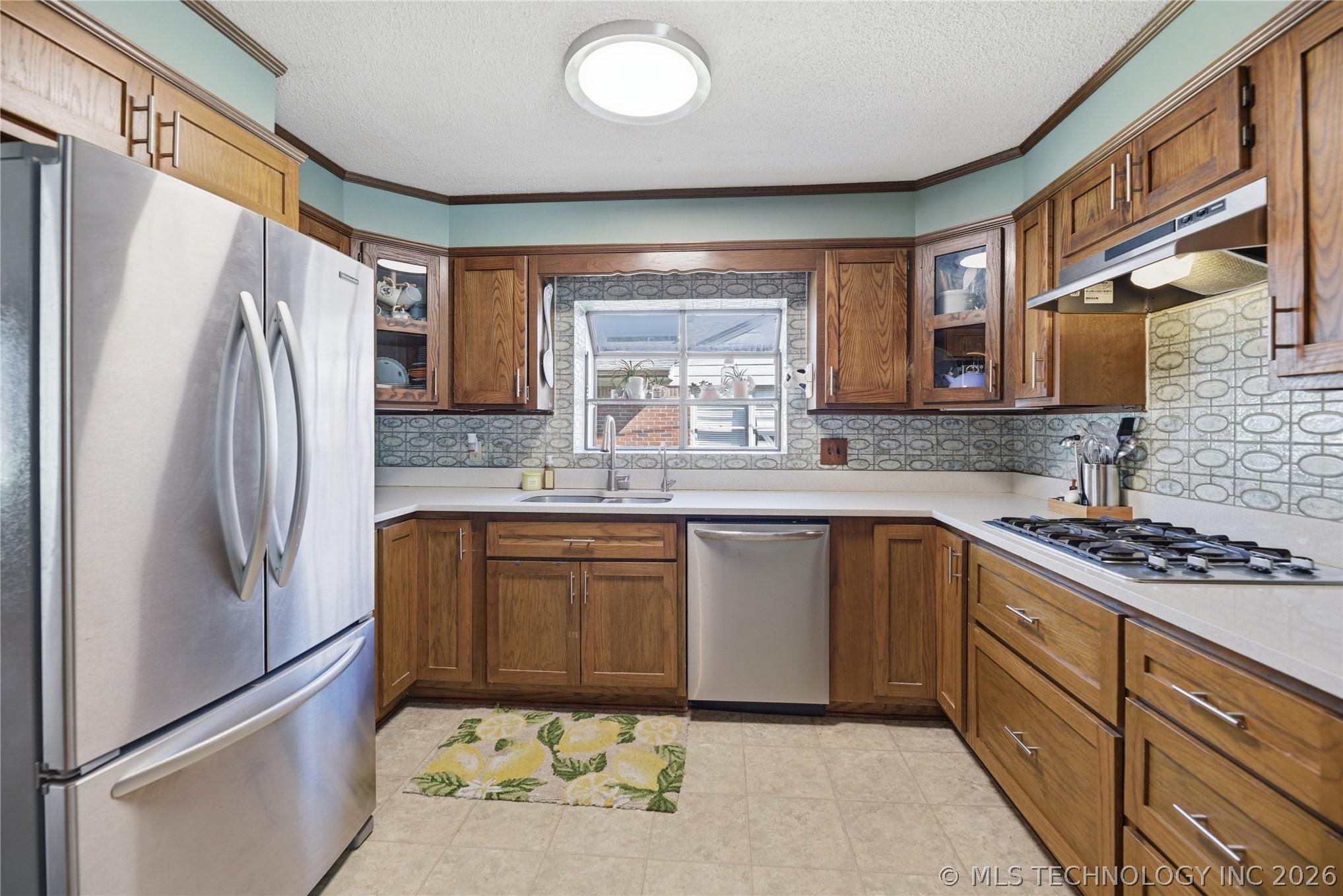 3931 S Oswego Avenue