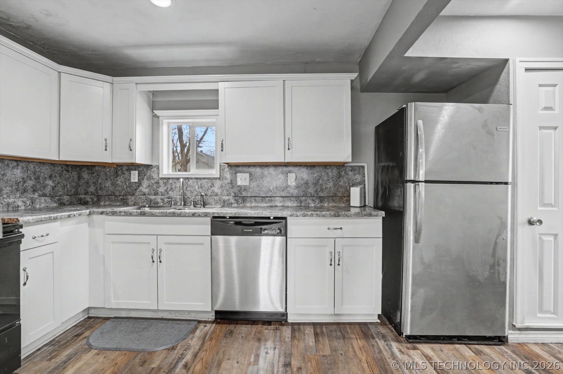 26 S Urbana Street