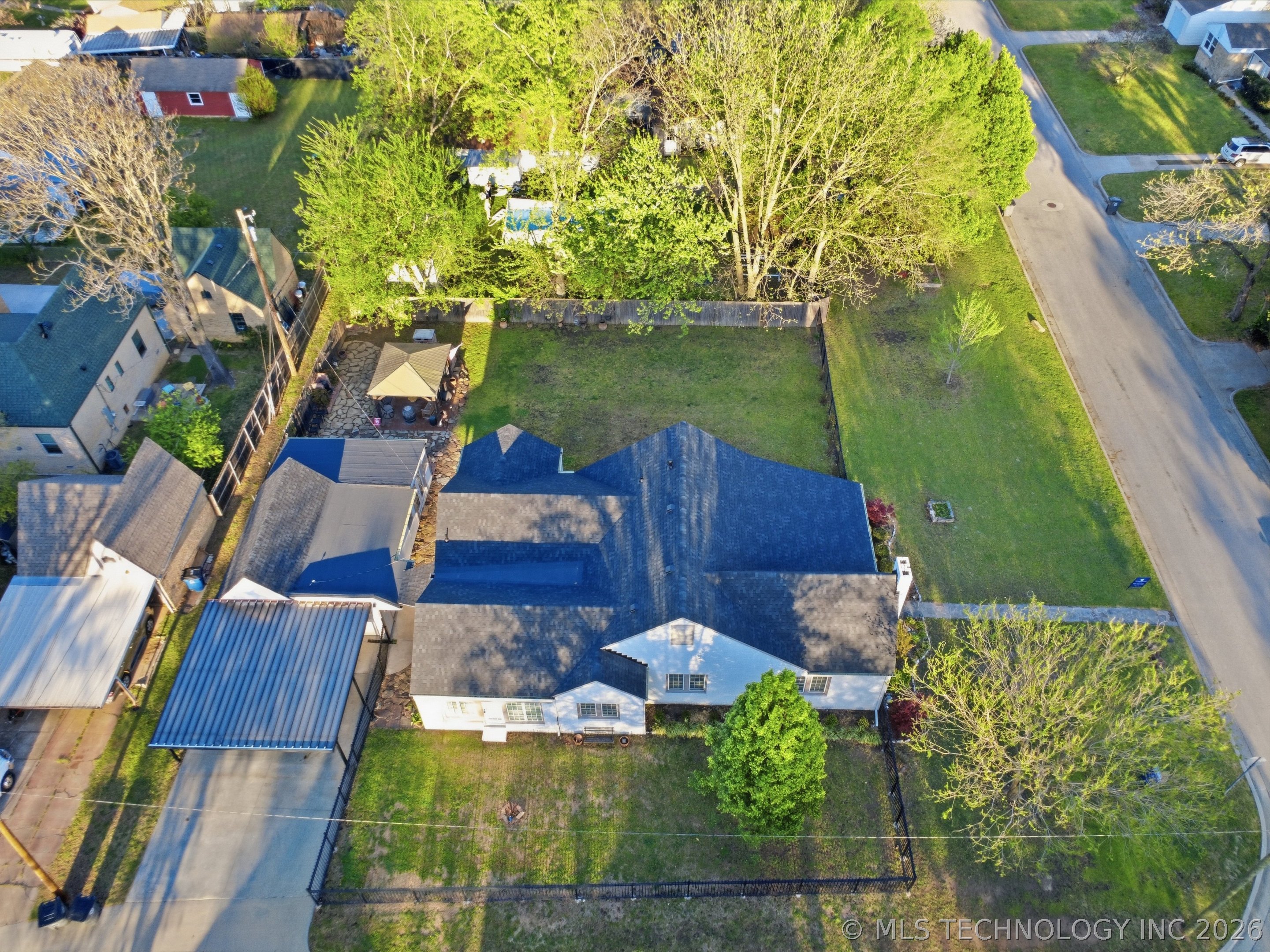 5403 E 7th Street