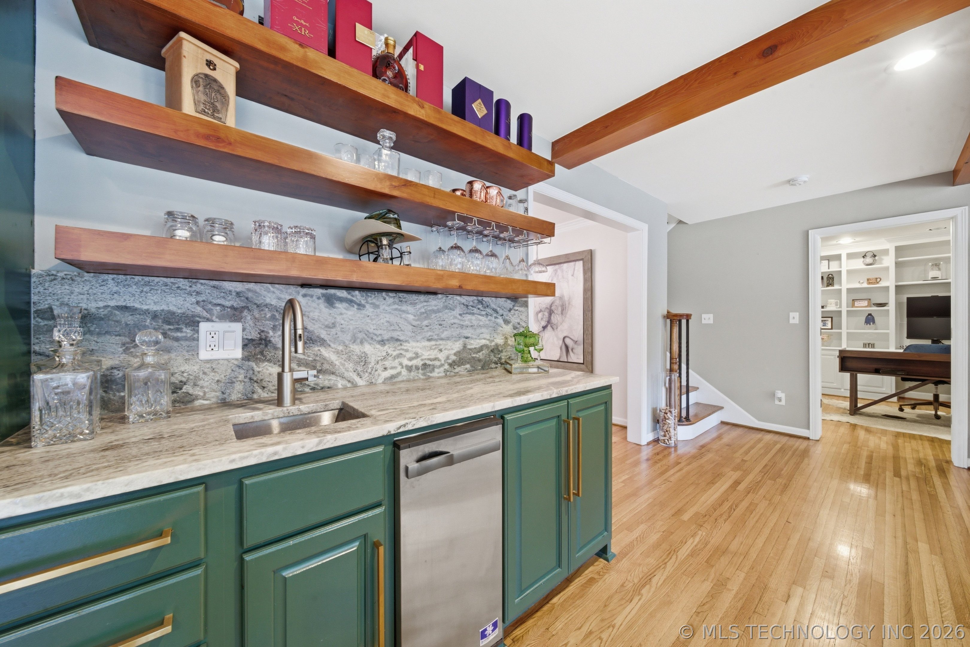 2264 E 37th Street