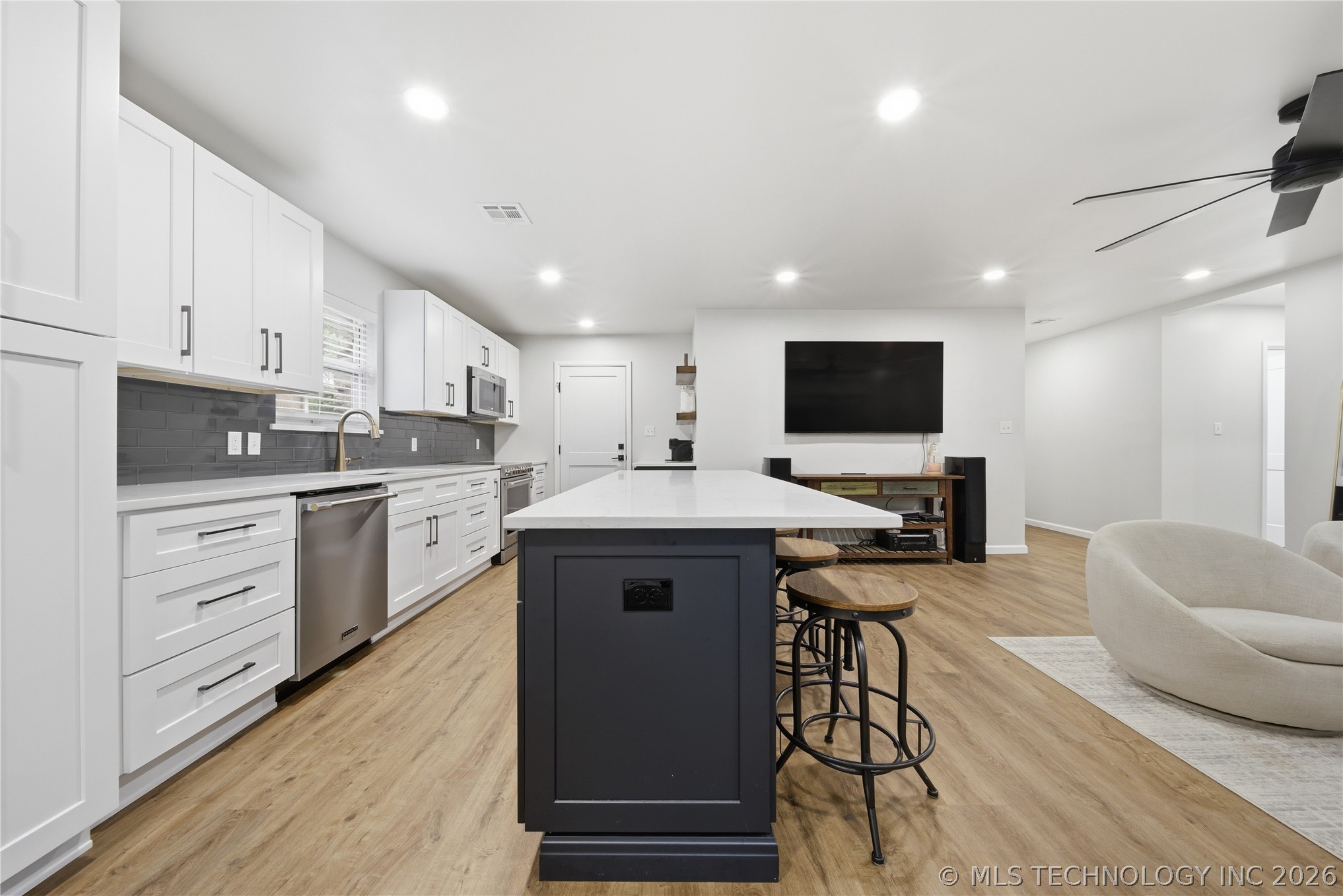701 W Boston Street