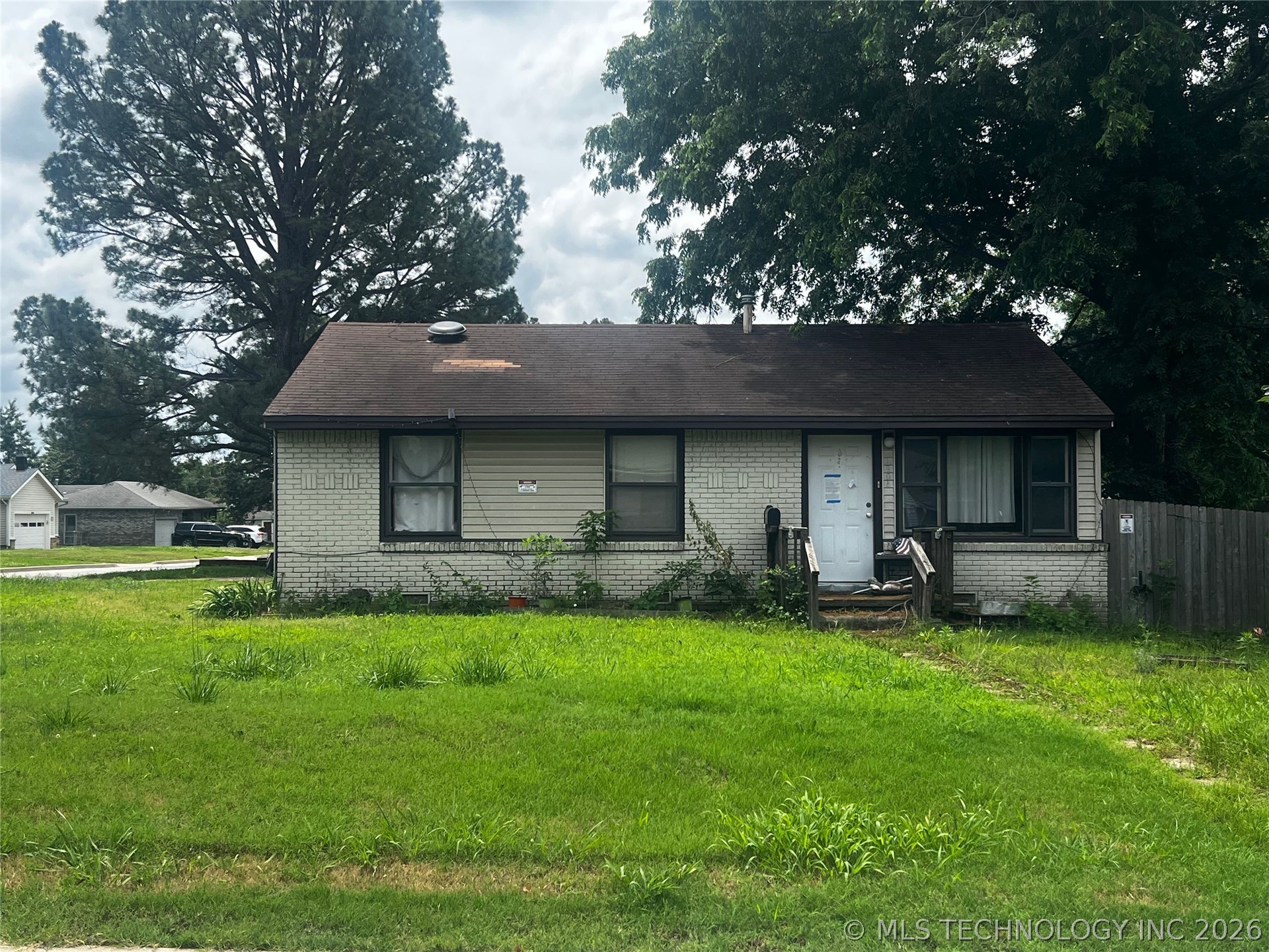 1904 W 47th Place
