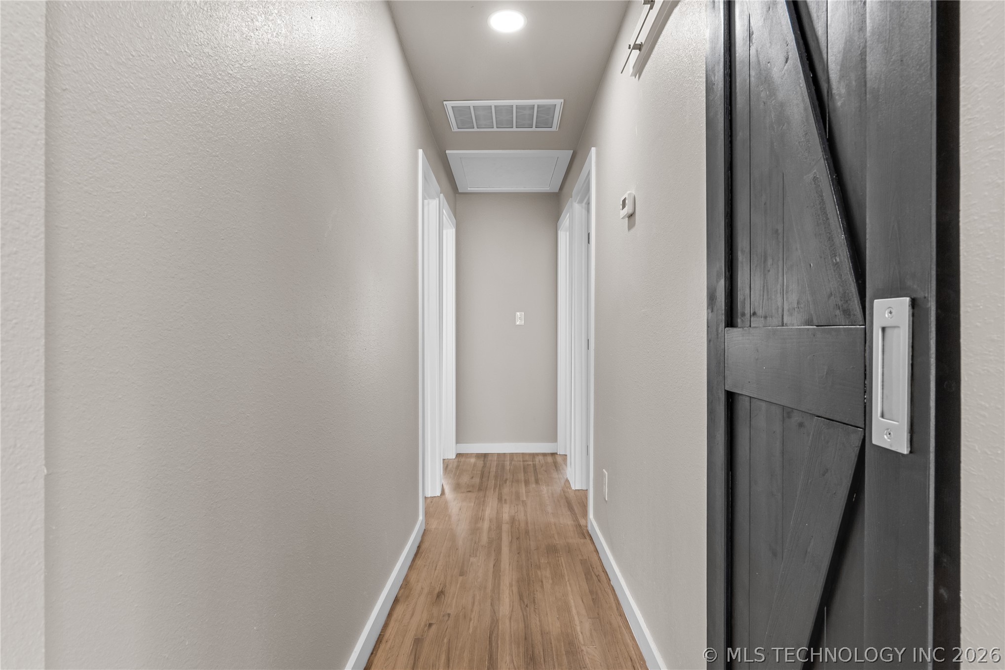 2139 W 46th Place