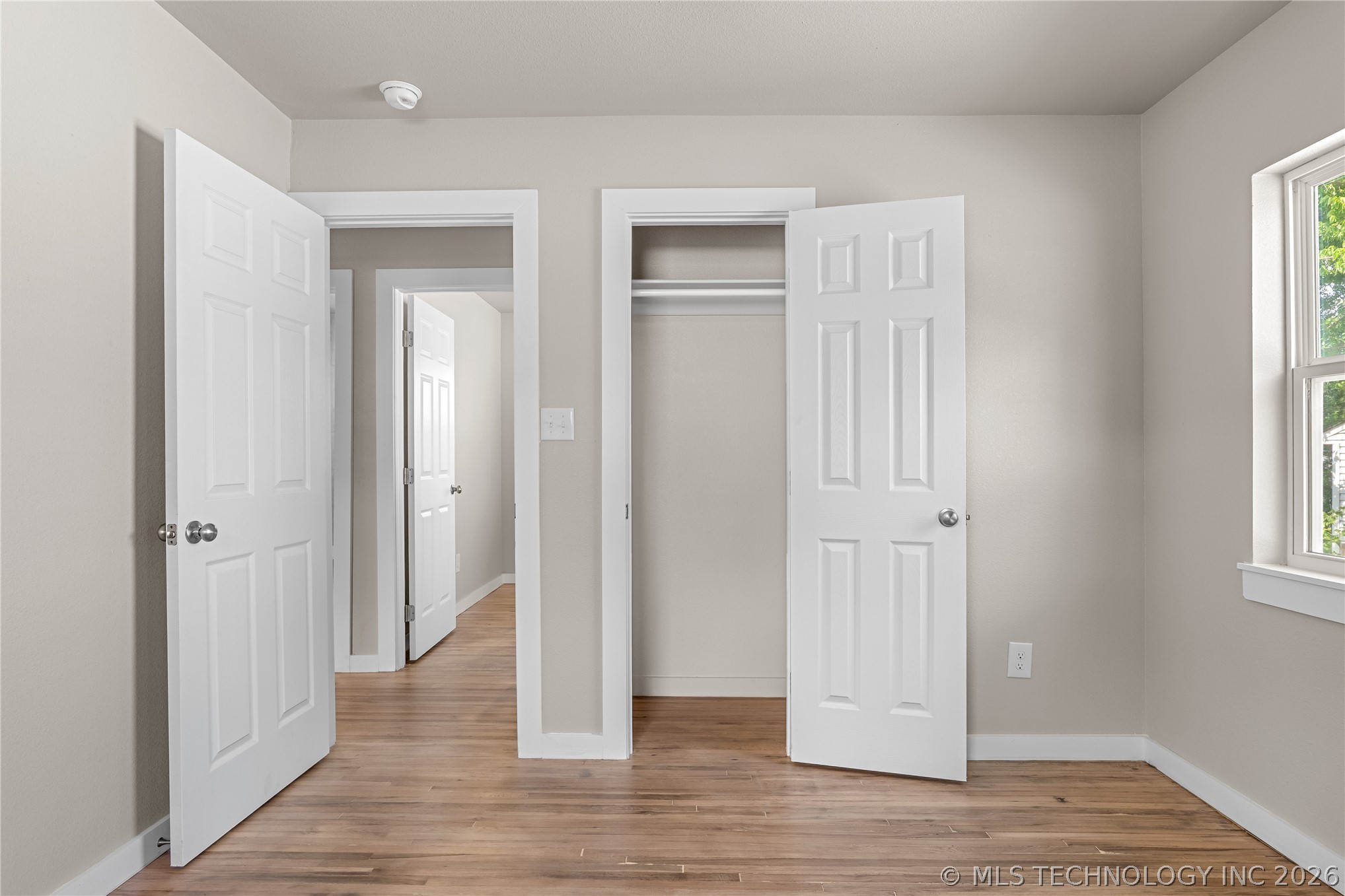 2139 W 46th Place