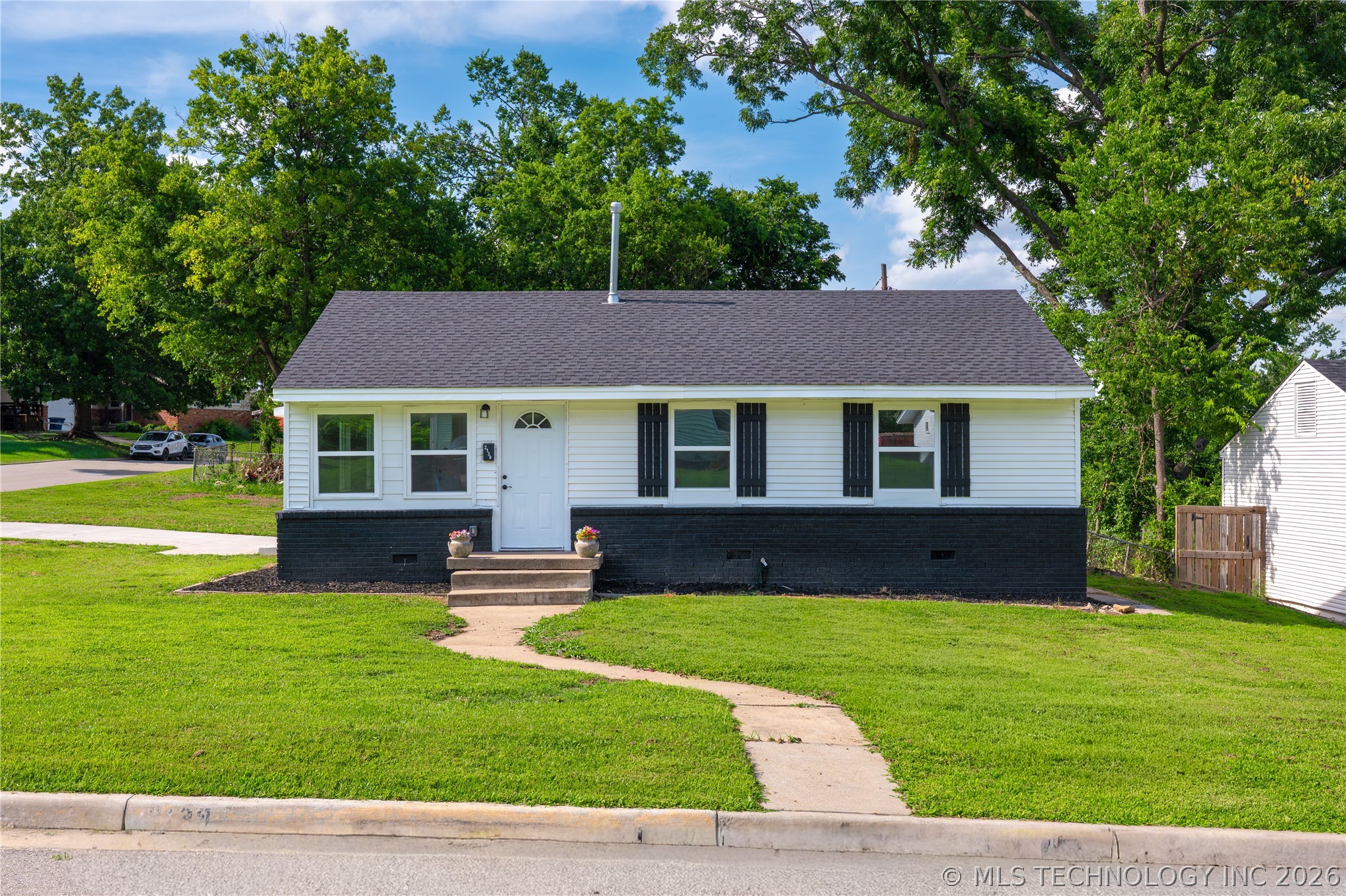 2139 W 46th Place Tulsa OK