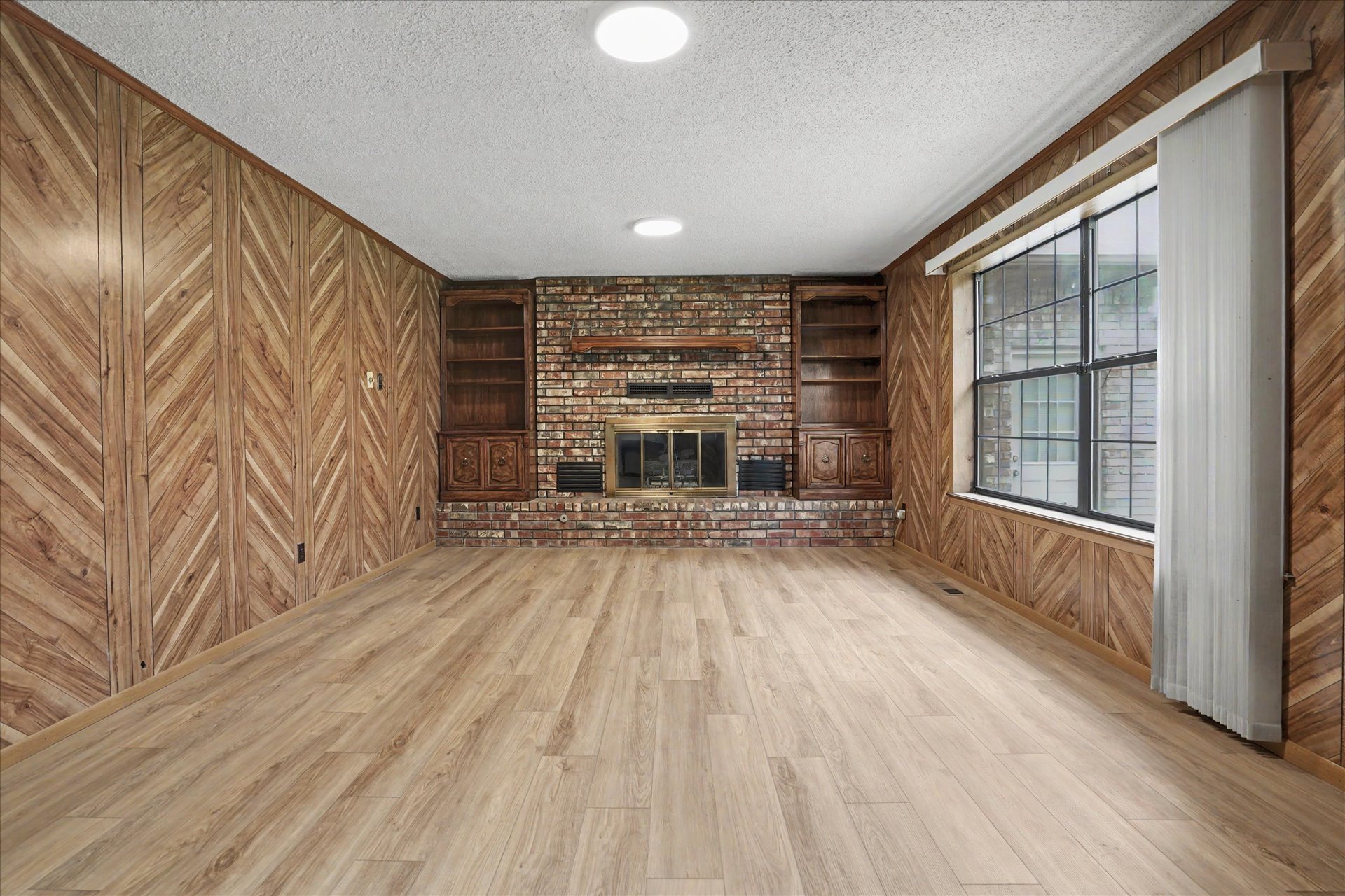 546 N 38 West Avenue
