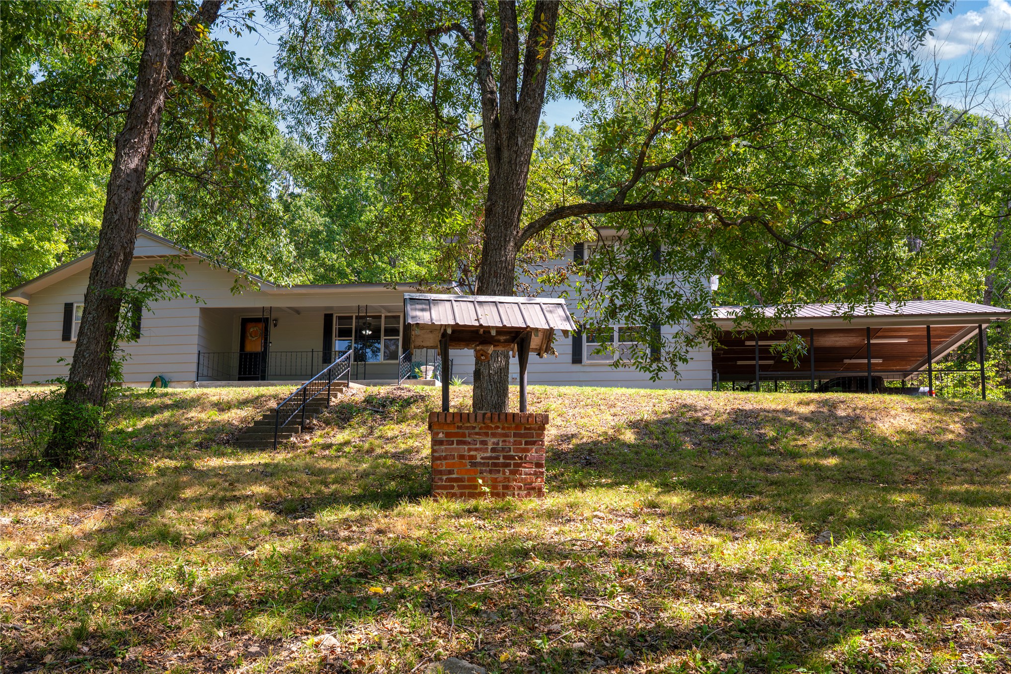 24092 S Black Valley Road