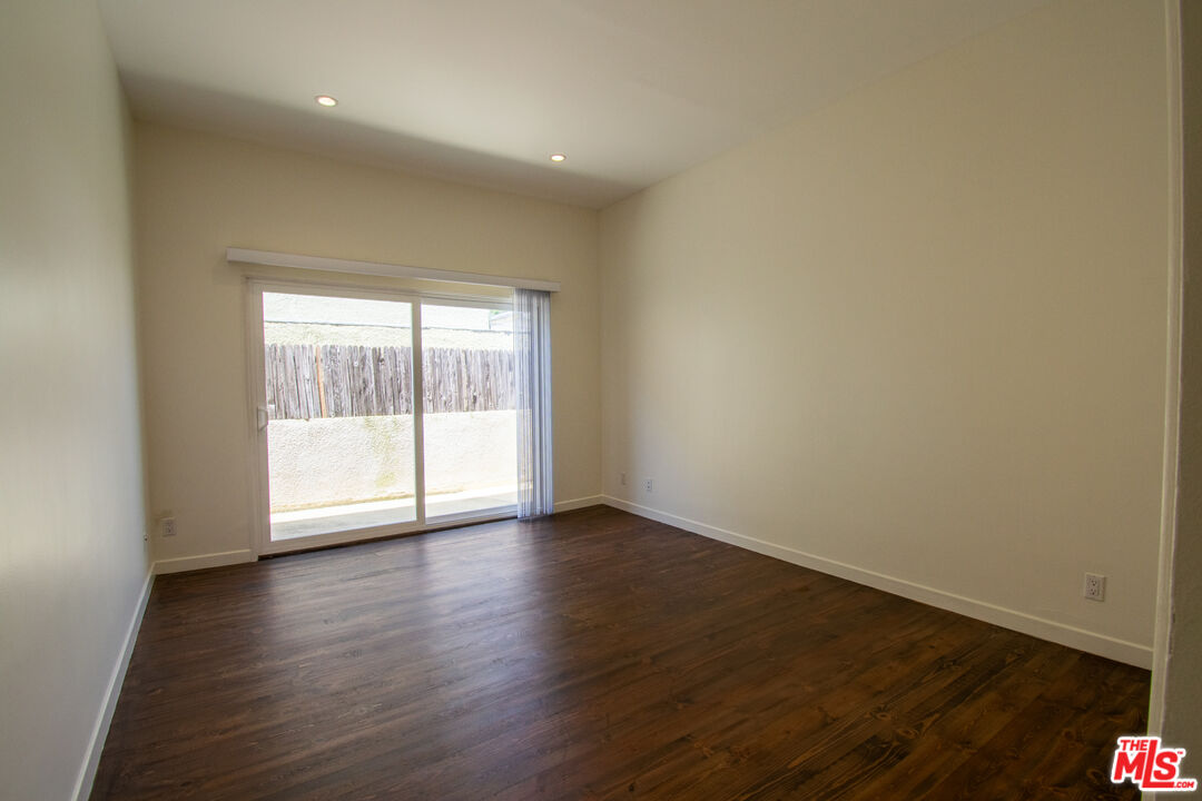 853 18th St Unit: 7