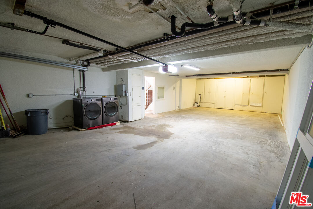 853 18th St Unit: 7