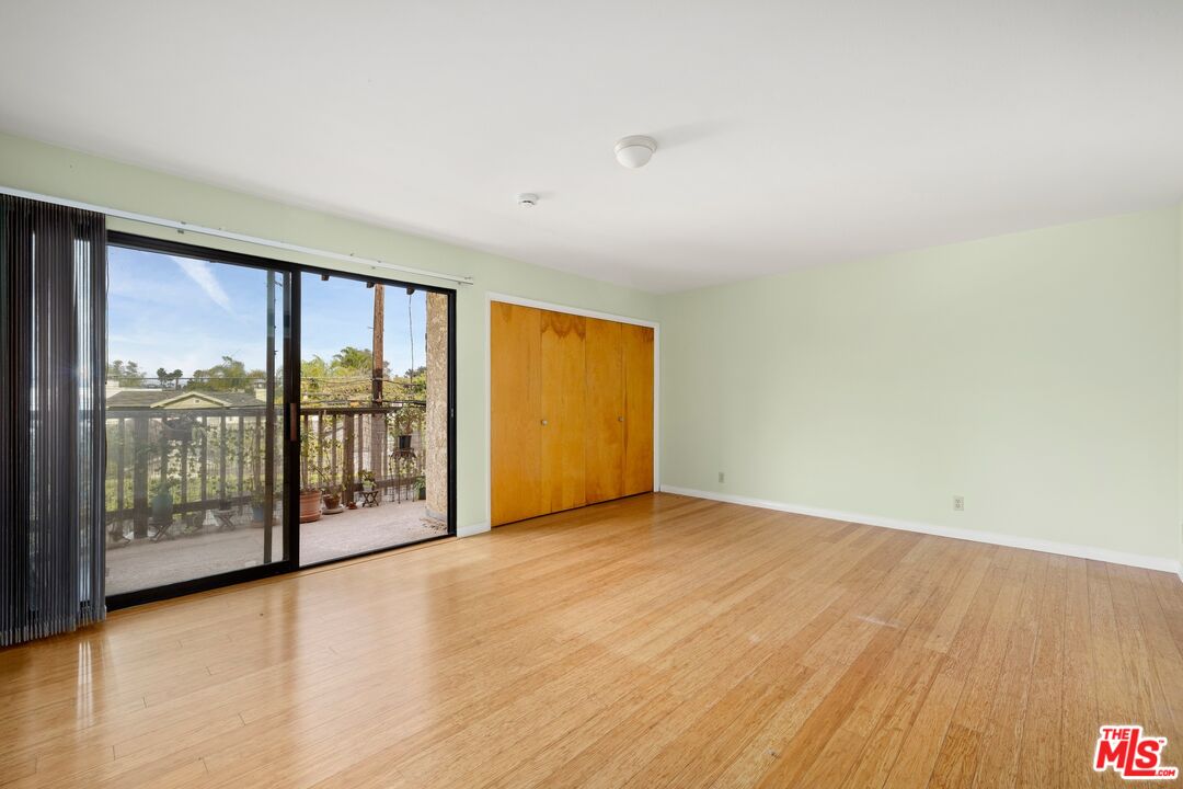 2412 Ocean Ave Unit: 2