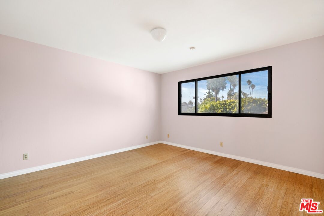 2412 Ocean Ave Unit: 2