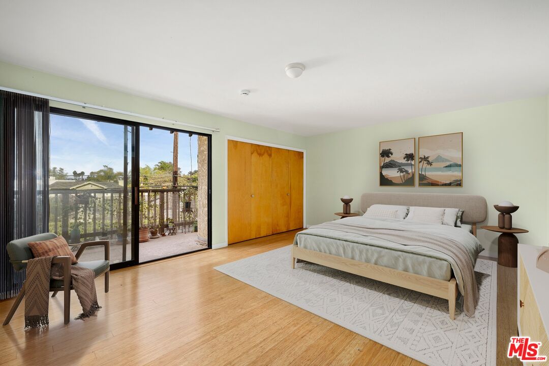 2412 Ocean Ave Unit: 2