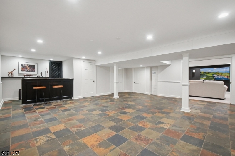 12 Water St