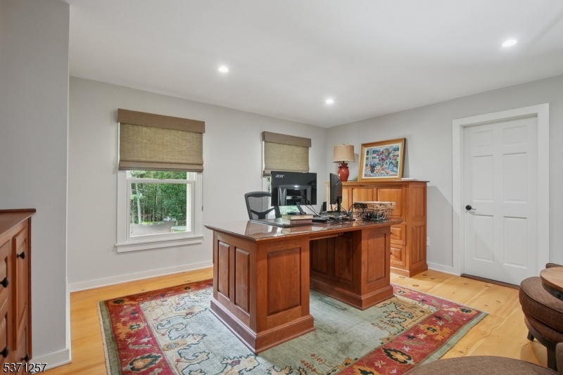12 Water St