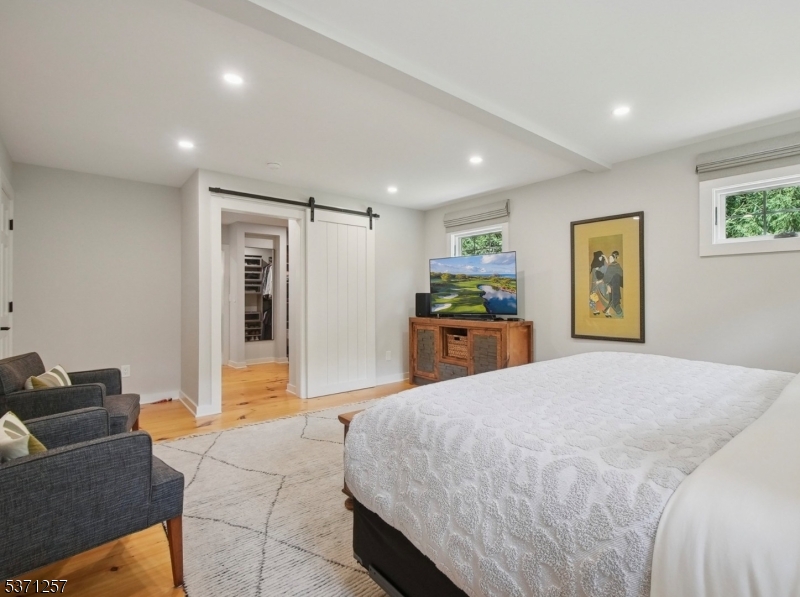 12 Water St