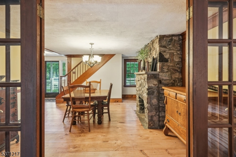 34 Farmersville Rd