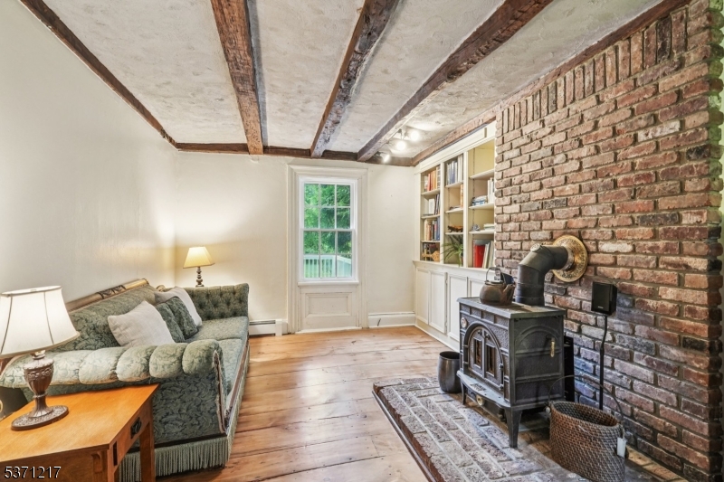 34 Farmersville Rd
