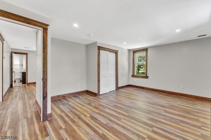 18 Edge Hill Rd