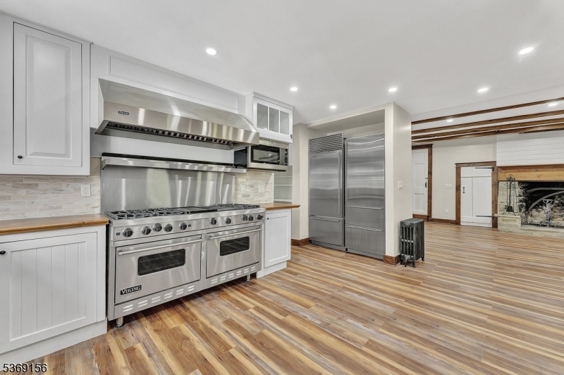 18 Edge Hill Rd