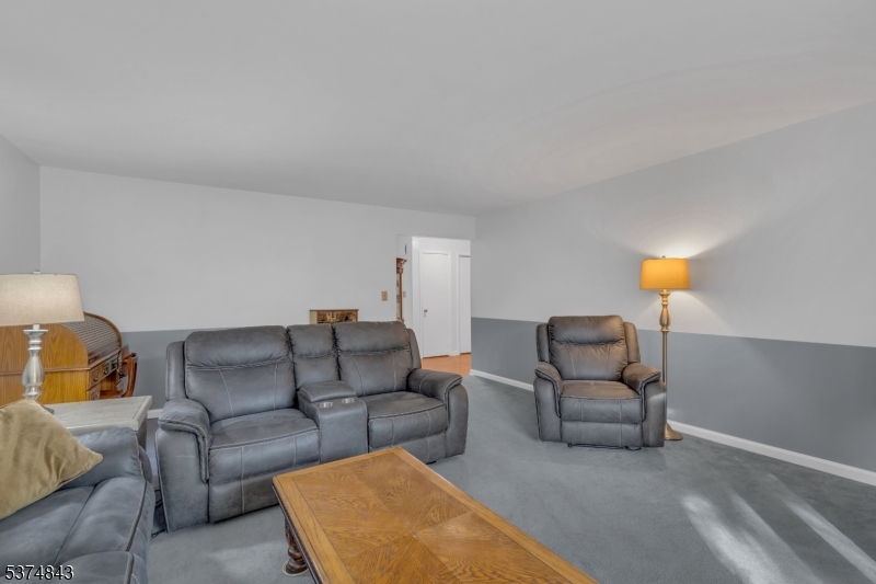 668 Marshall Rd