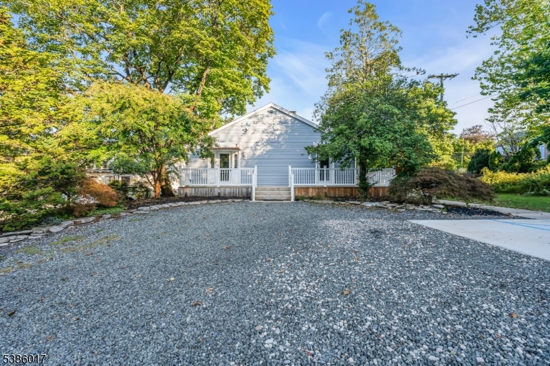 263 Main St